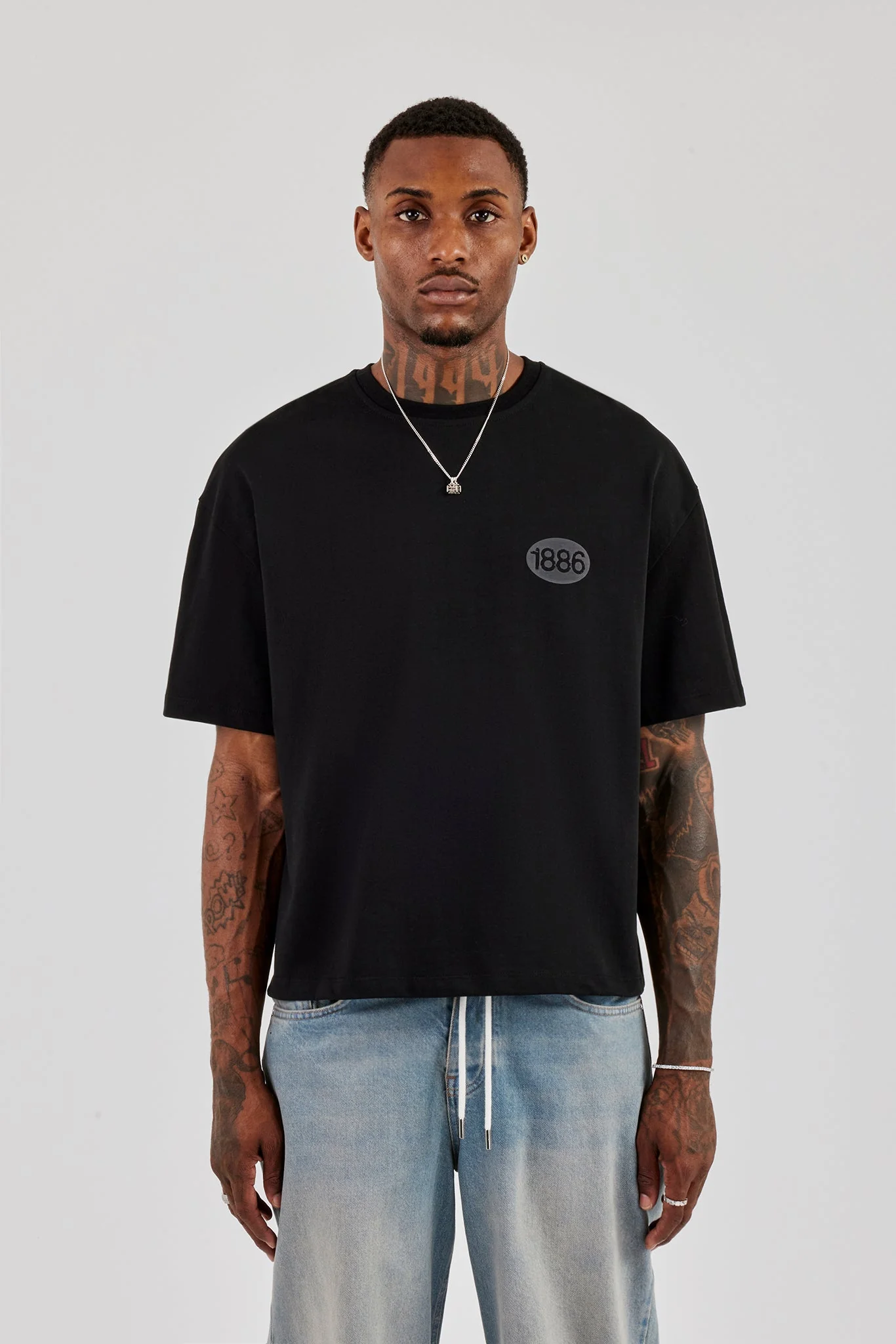 1886 Puff Print Boxy T-Shirt - Black - Image 2
