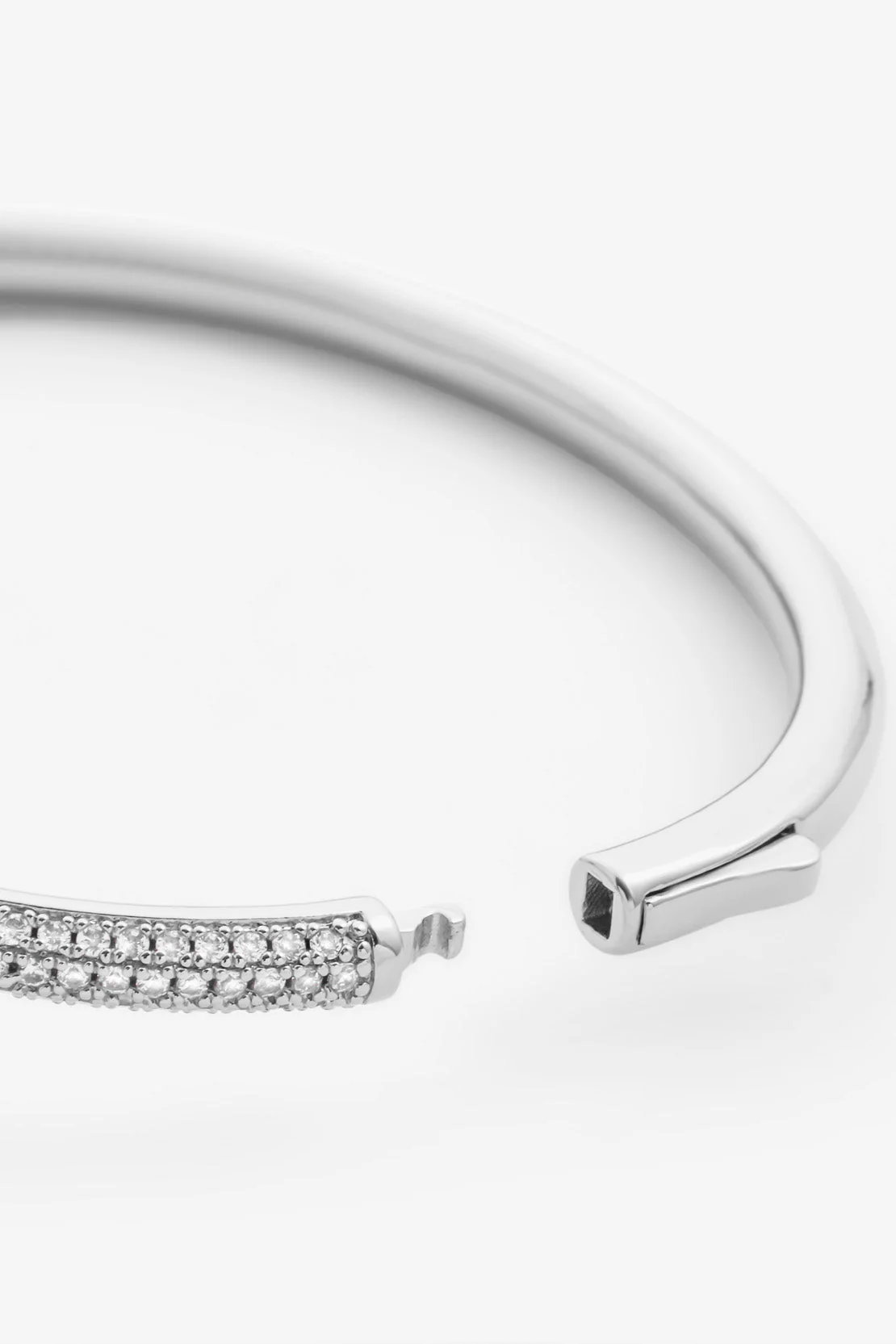 4mm Iced Pave Bangle - Image 4