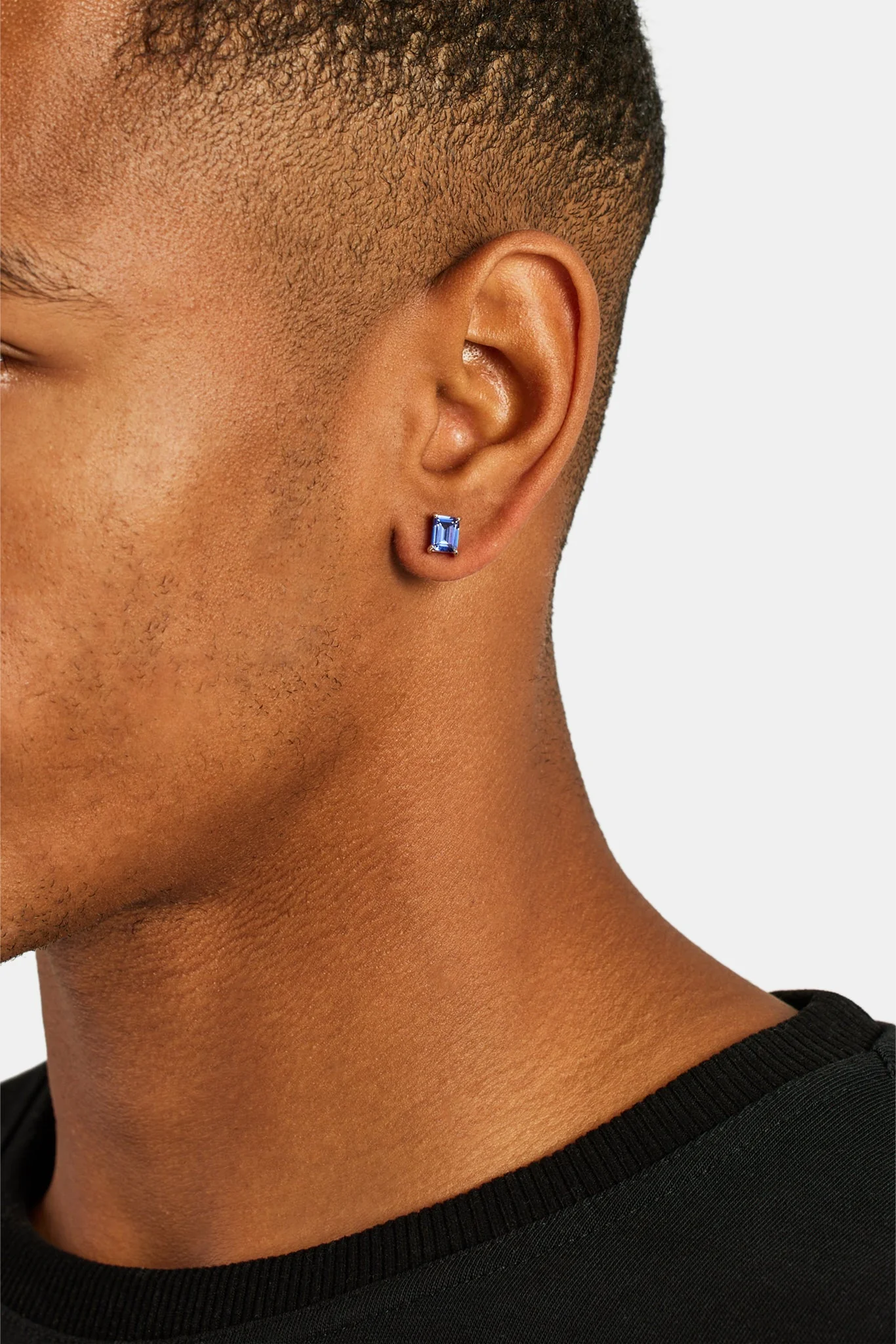 6mm Blue CZ Baguette Stone Stud Earrings - Image 2
