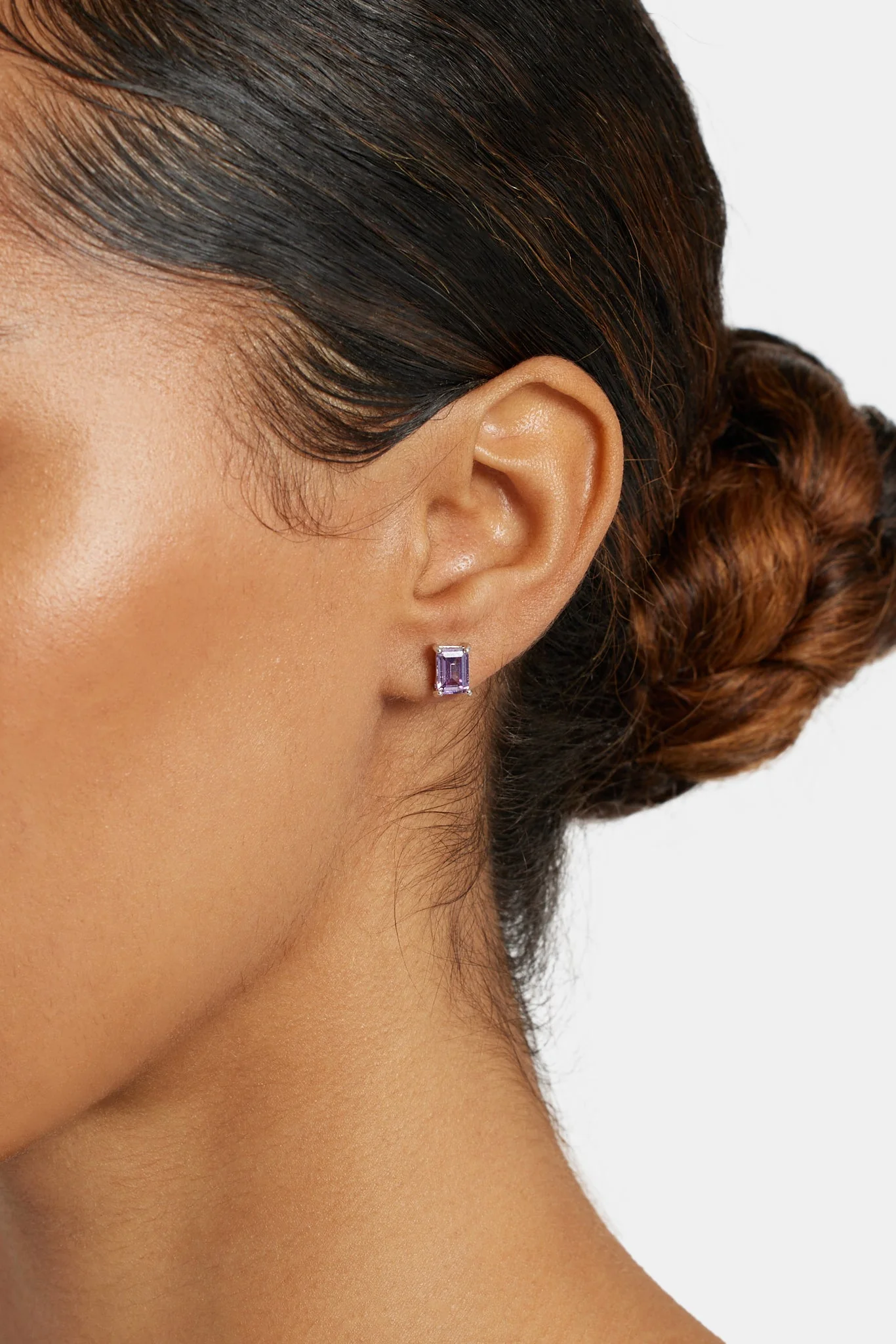 6mm Purple CZ Baguette Stone Stud Earrings - Image 2
