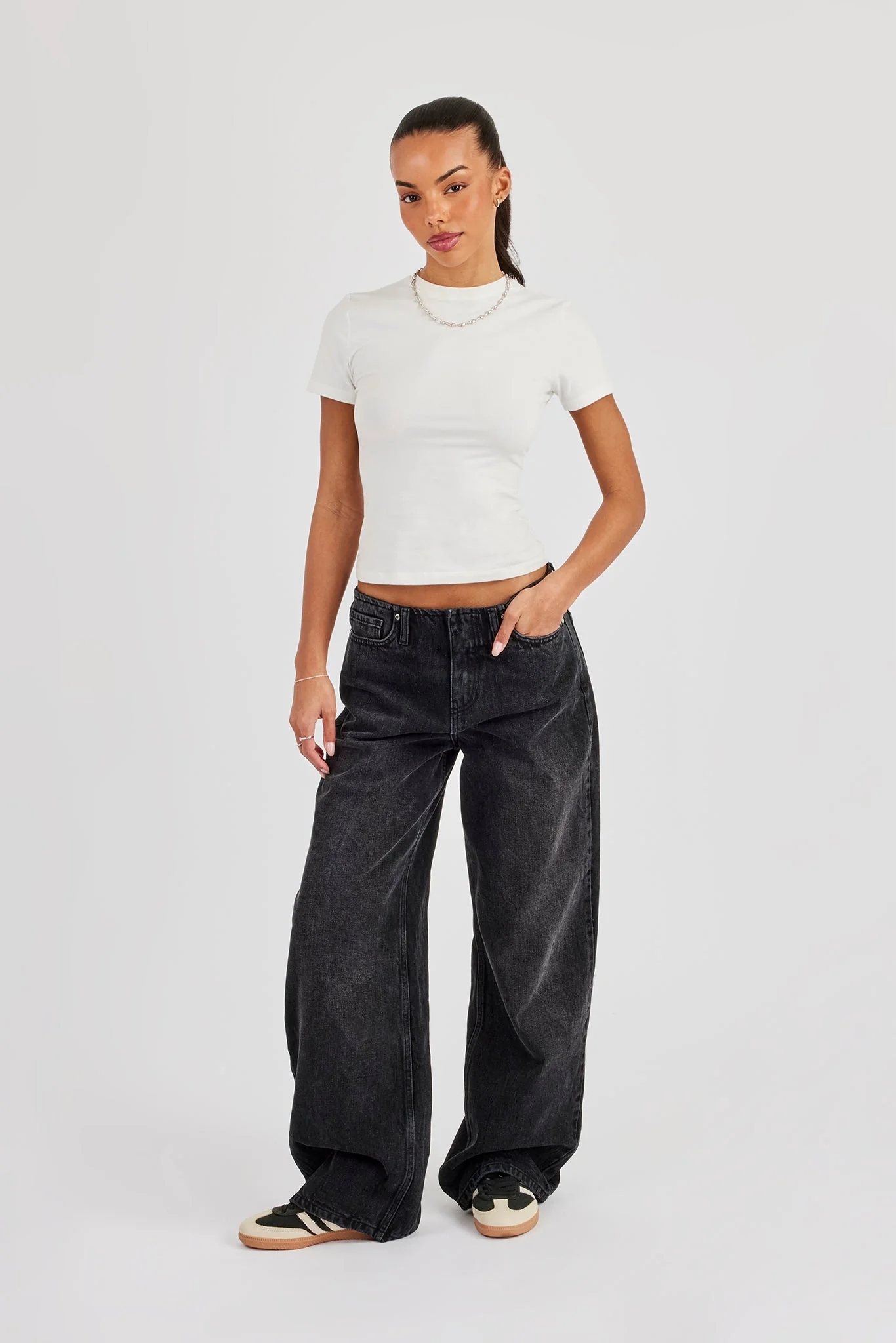 Baggy Low Waistbandless Detail Jean - Washed Black - Image 4