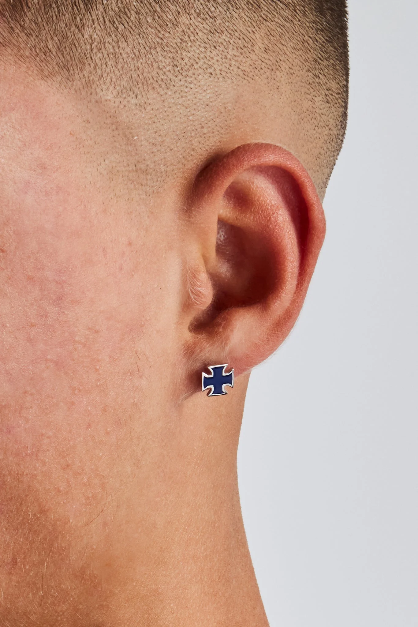Blue Enamel Polished Cross Stud Earrings - 8mm - Image 2