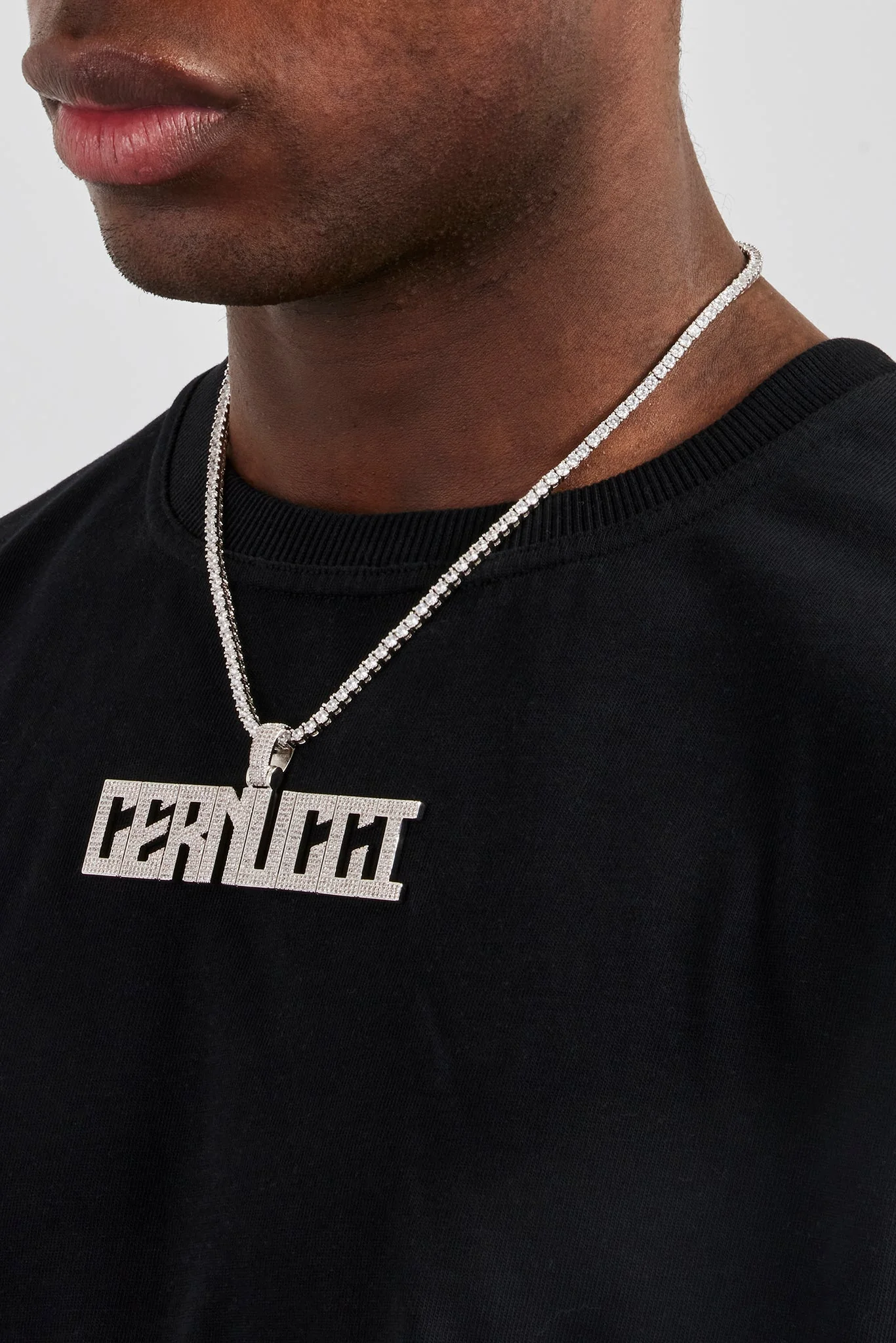 Calvera Font Pendant - 22mm - Image 7