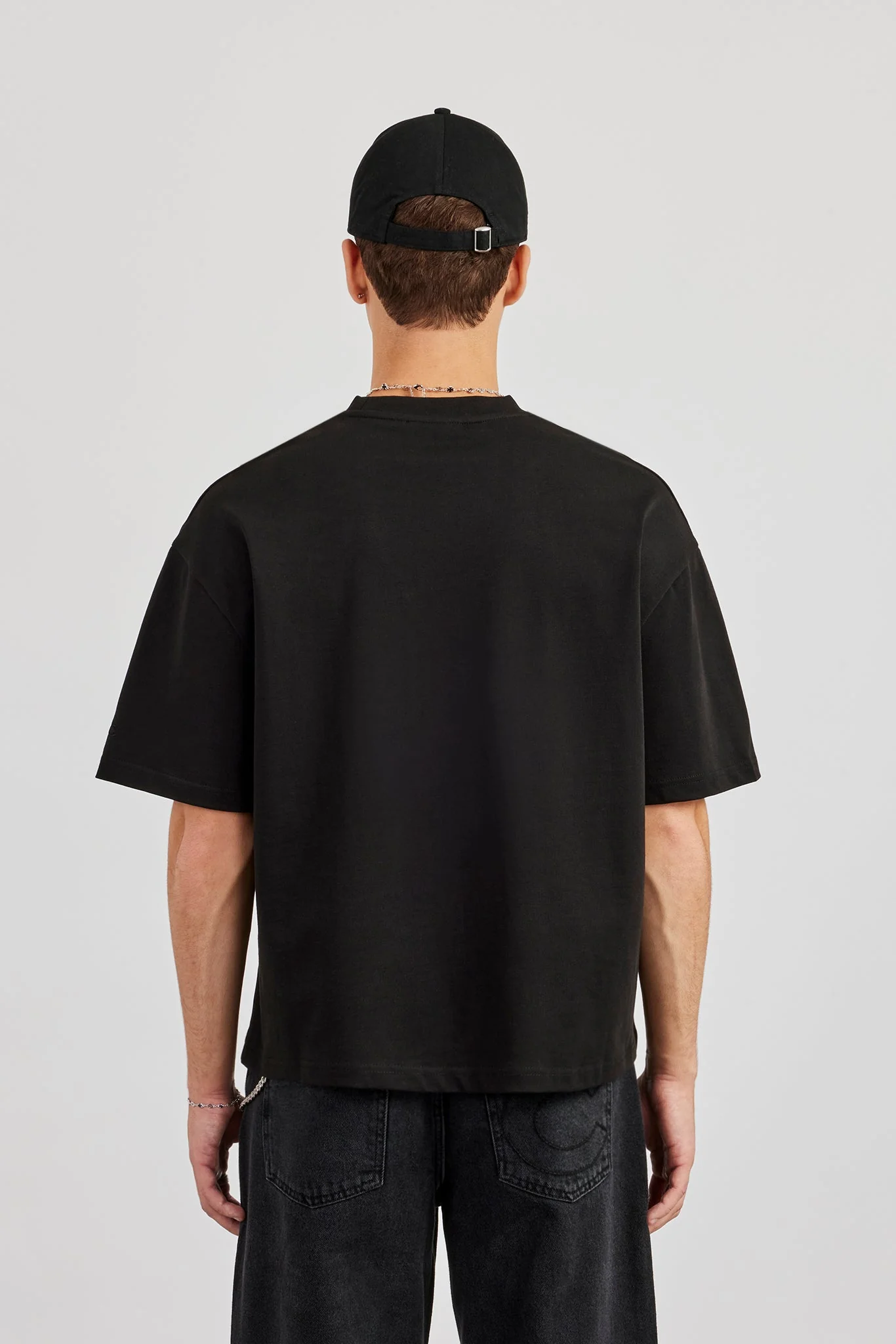 Cernucci Boxy T-Shirt - Black - Image 4