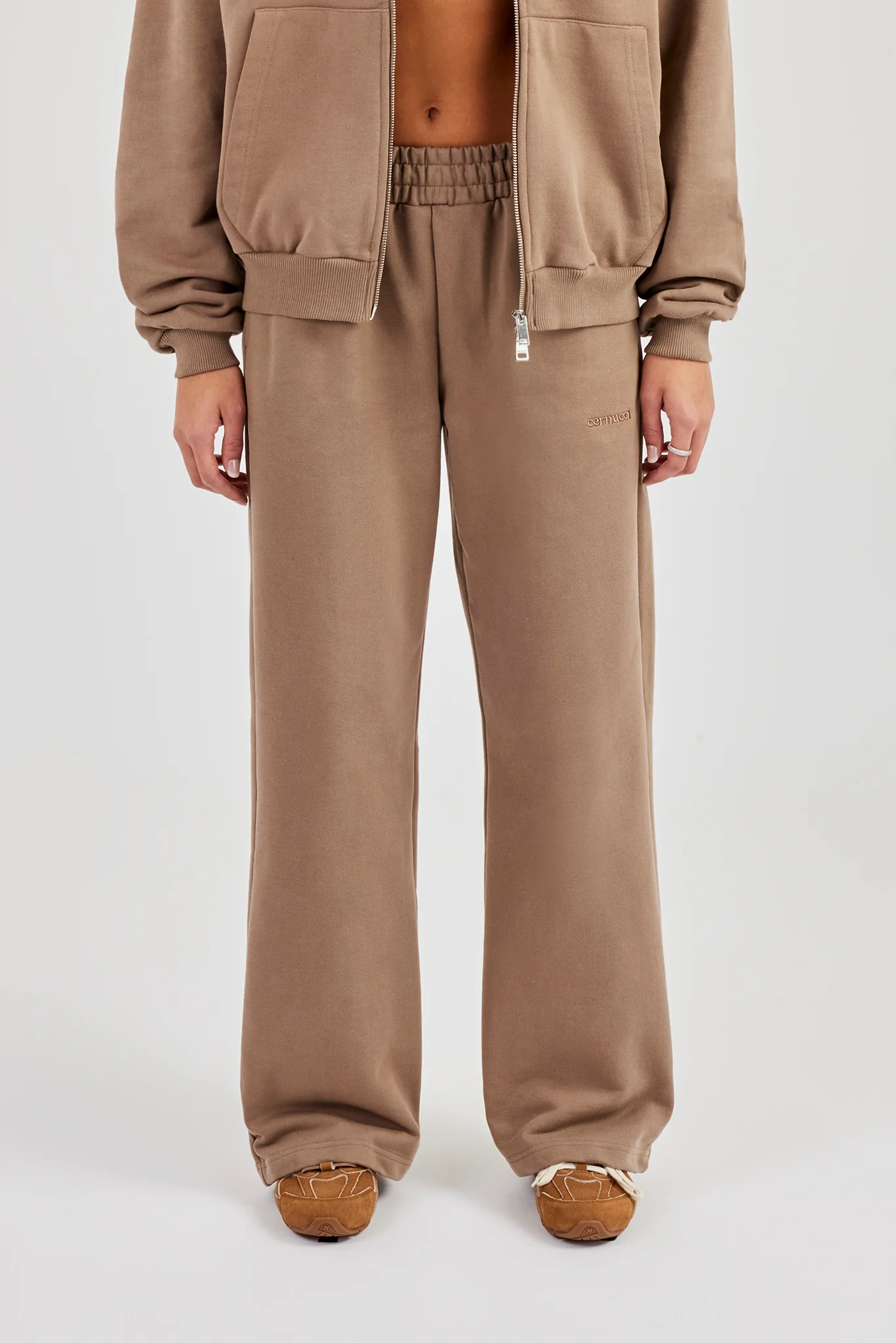 Cernucci Wide Leg Jogger - Taupe - Image 2