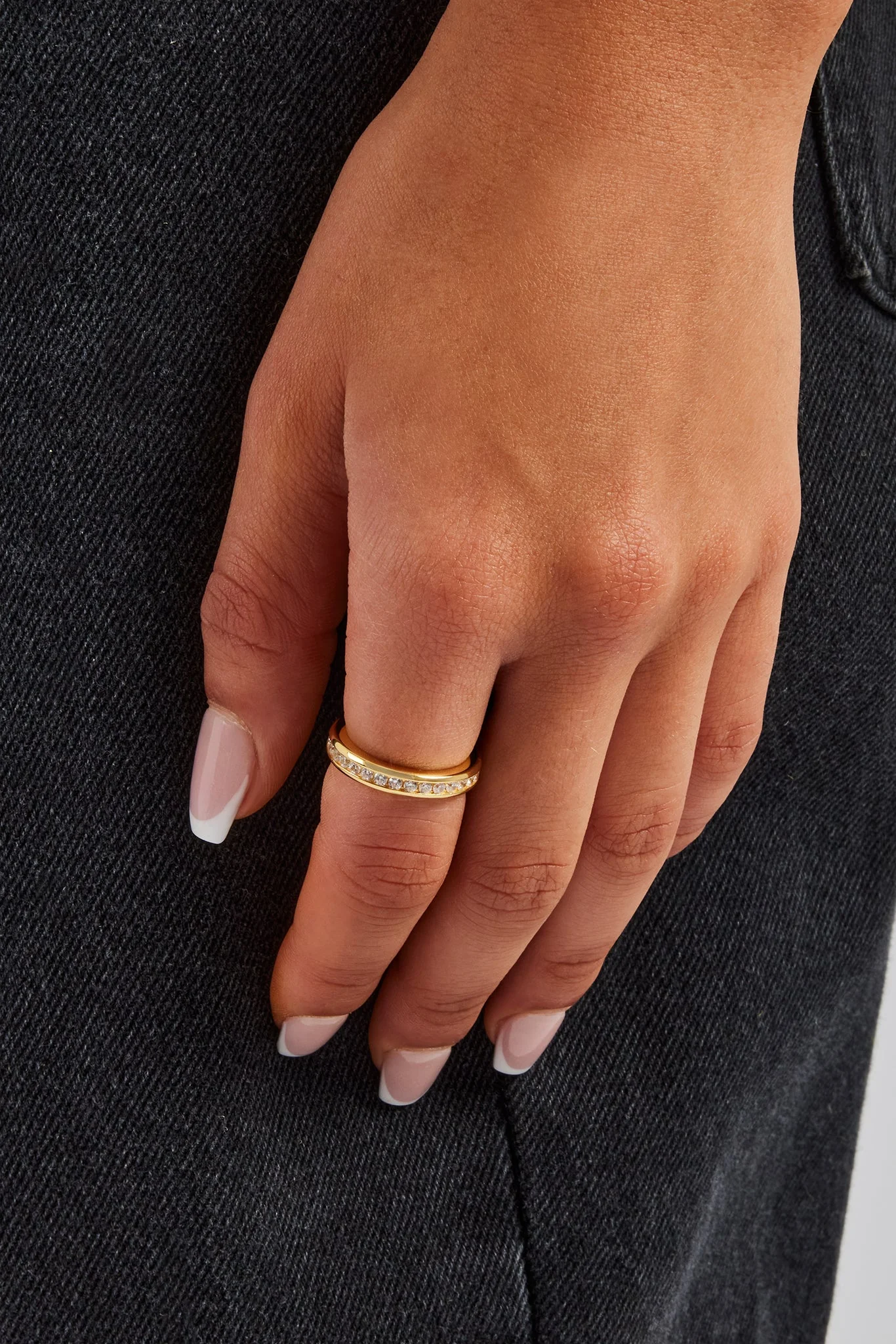 Clear Iced Centre Band Ring - Gold 4mm - Image 2