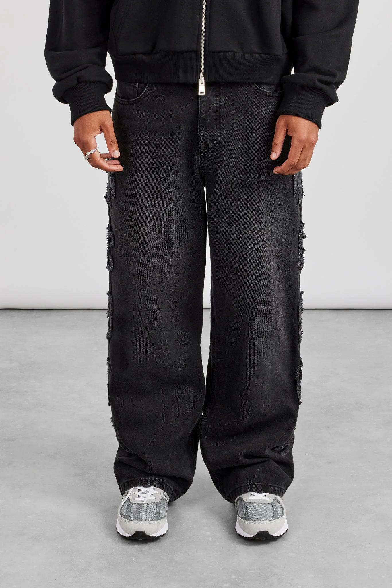 Denim Applique C86 Baggy Jean - Washed Black - Image 2