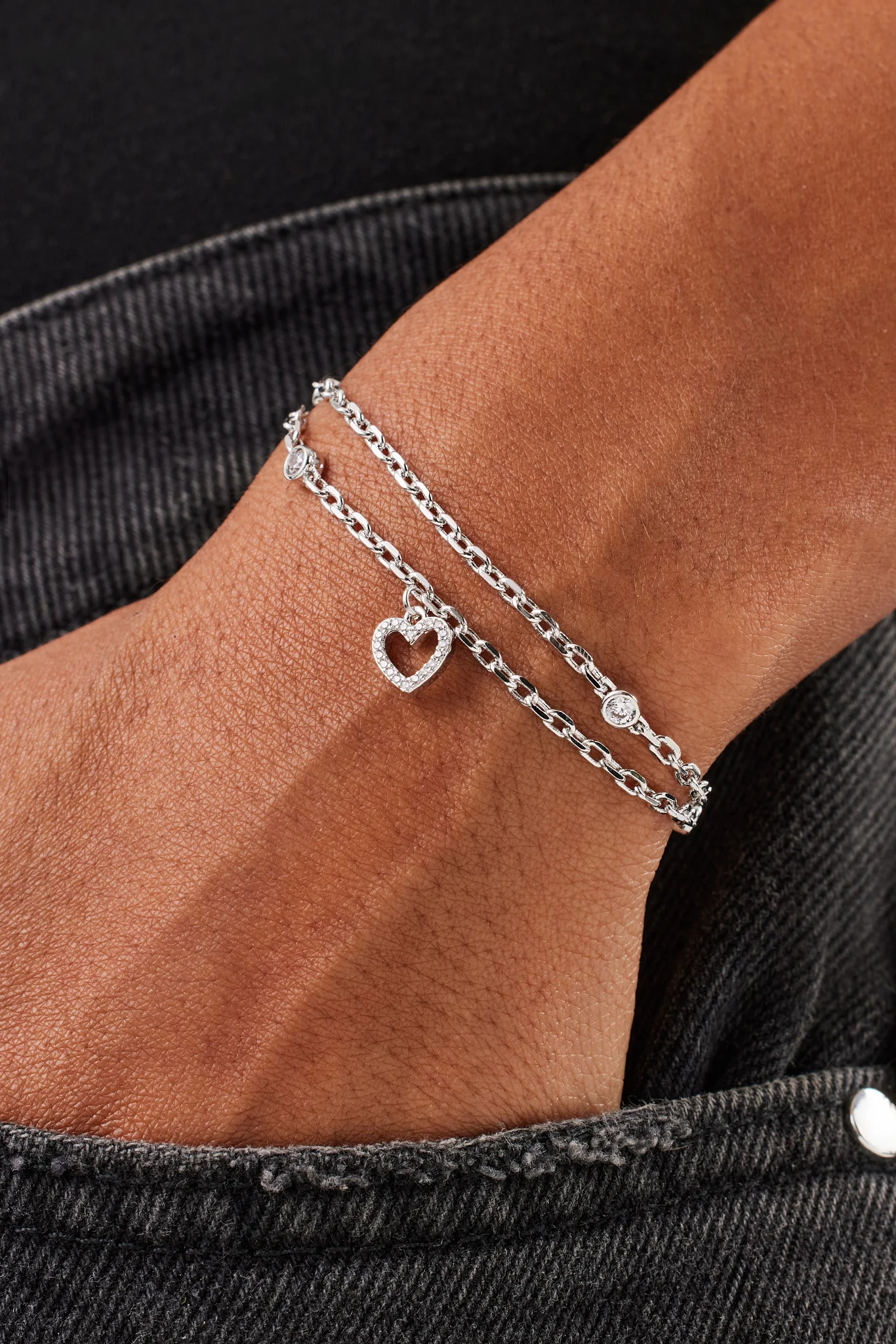 Double Layer Iced & Heart Rolo Bracelet - 8mm - Image 2