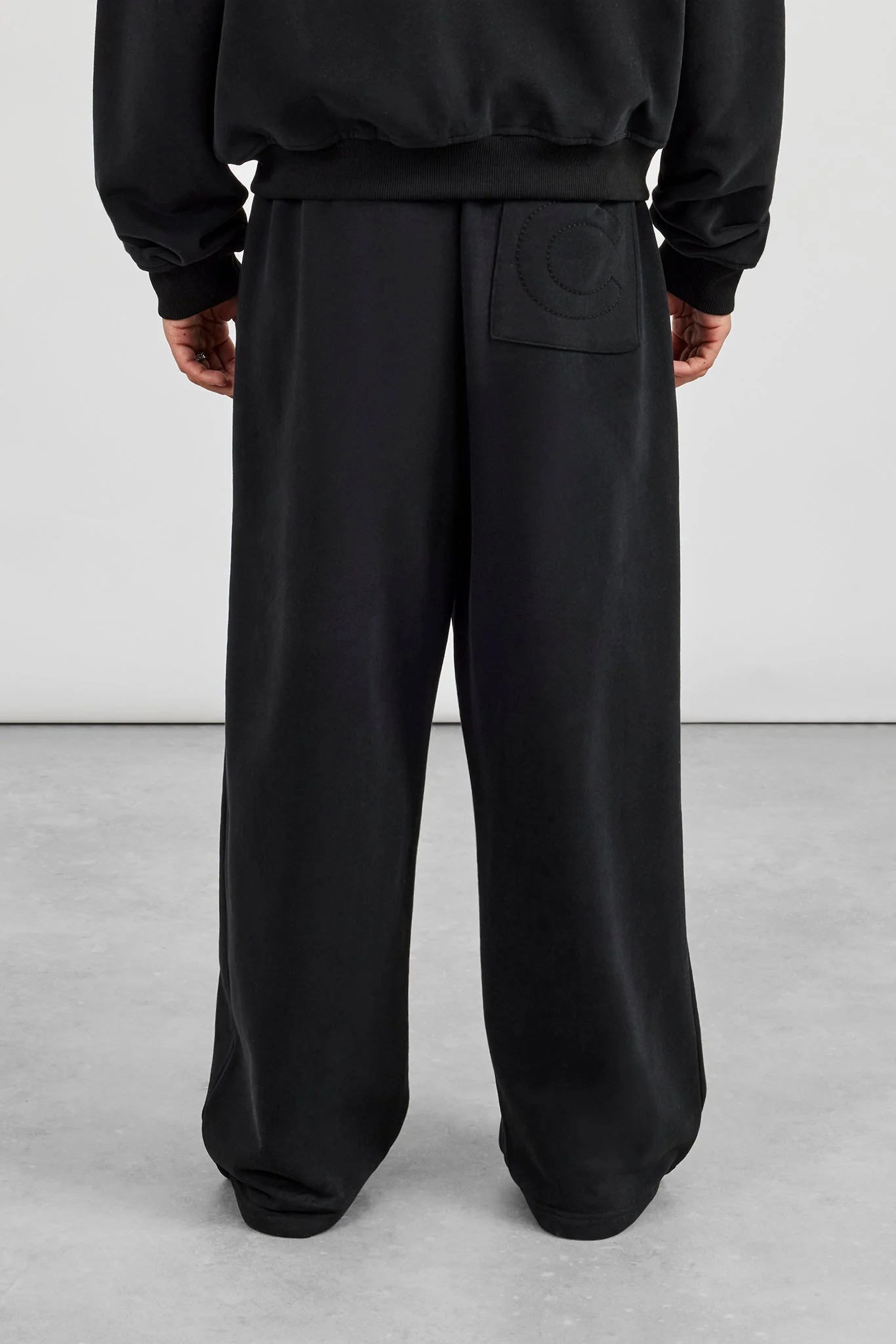 Embroidered Baggy Jogger - Black - Image 3