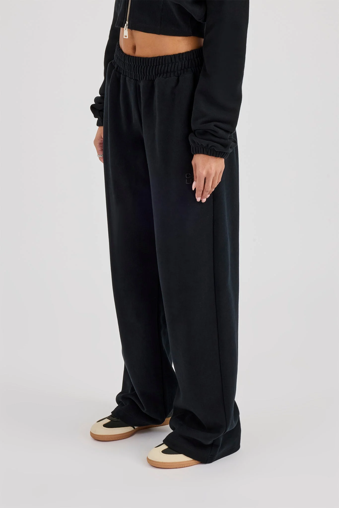 Embroidered Cernucci Wide Leg Jogger - Black