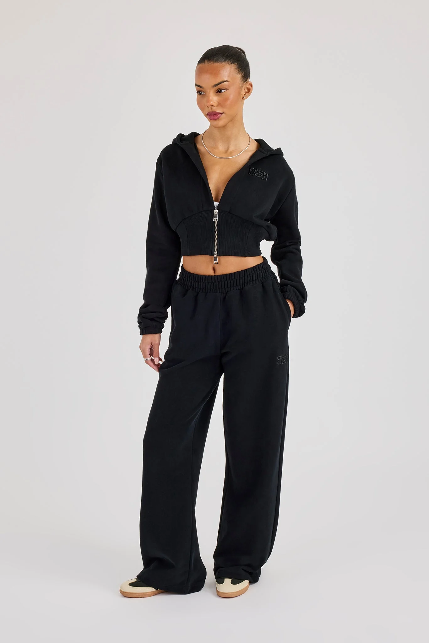 Embroidered Cernucci Wide Leg Jogger - Black - Image 4
