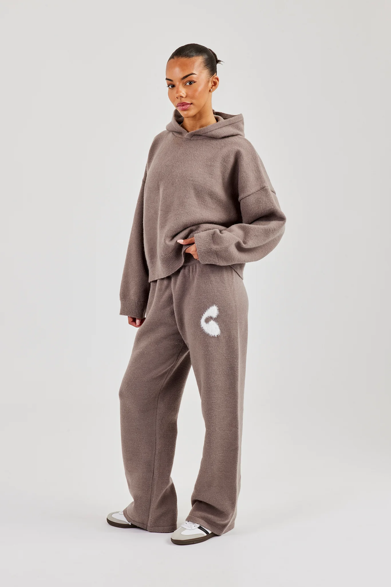 Fluffy Intarsia Wide Leg Jogger - Taupe - Image 4