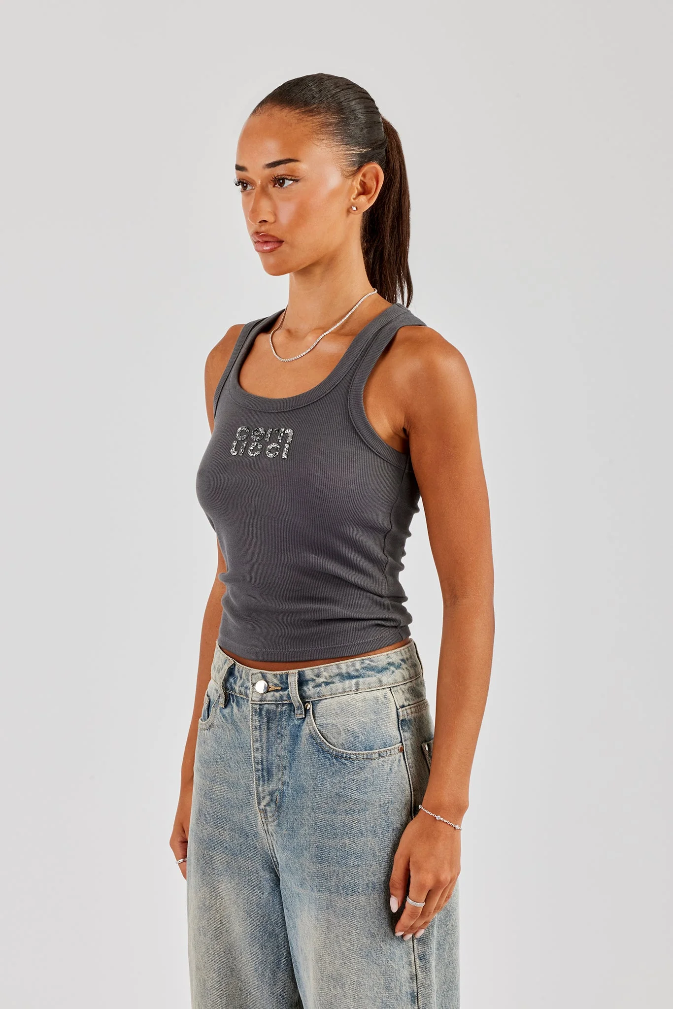 Glitter Applique Rib Scoop Neck Vest - Charcoal - Image 2