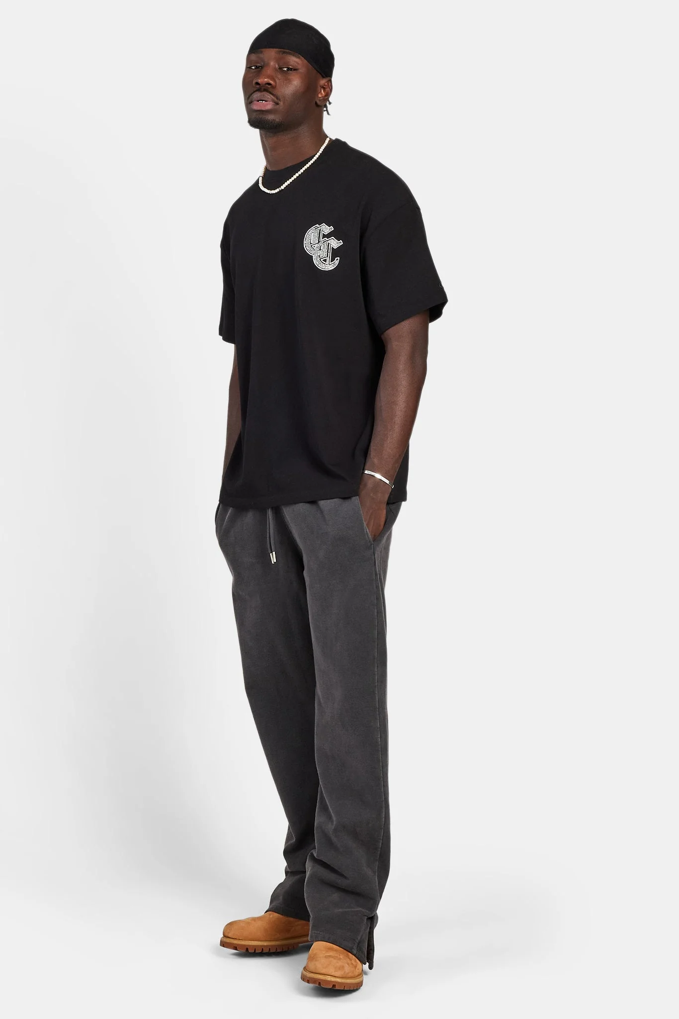 Gothic C Rhinestone Oversized T-Shirt - Black - Image 2