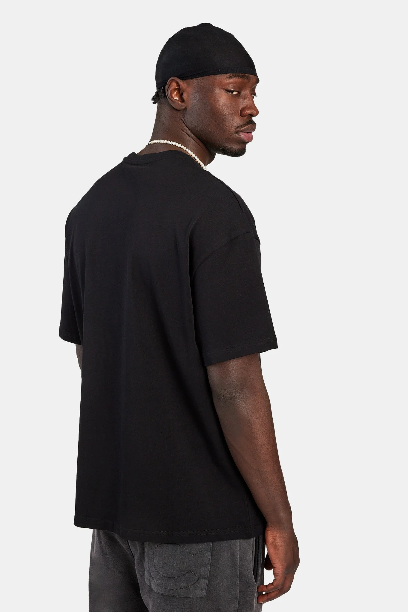Gothic C Rhinestone Oversized T-Shirt - Black - Image 3