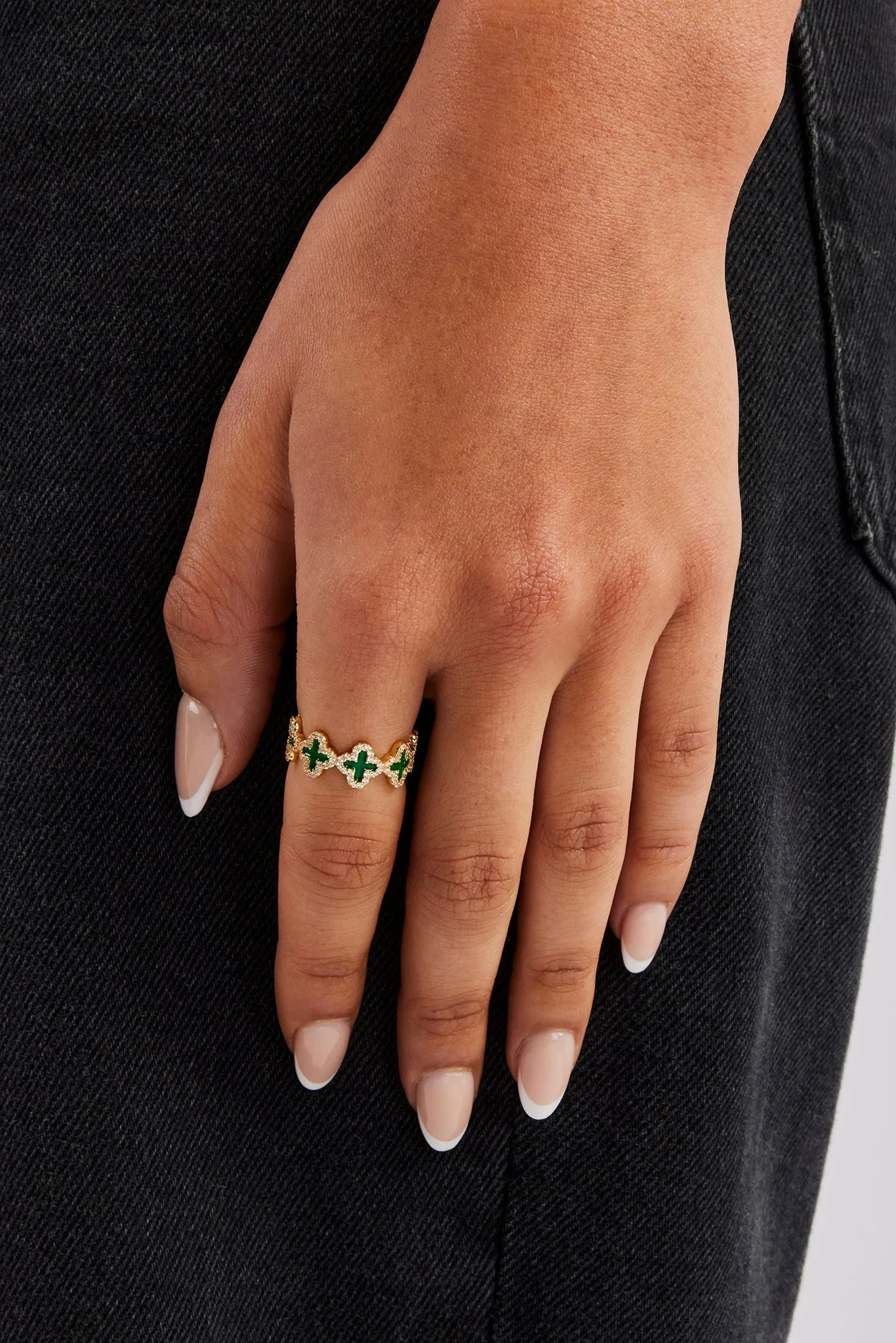 Green Connecting Motif Ring - 6mm - Image 2