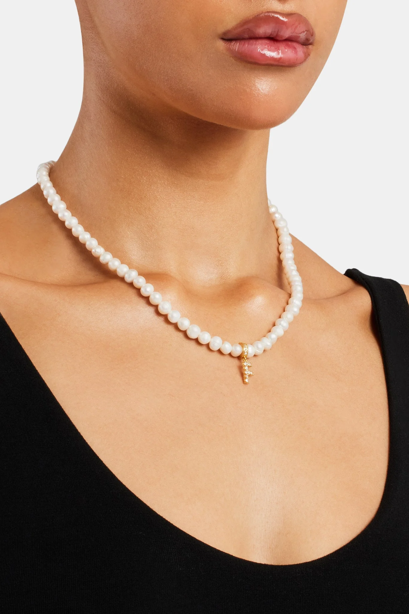 Iced Initial Clip On Pendant + 6mm Pearl Chain - Image 14