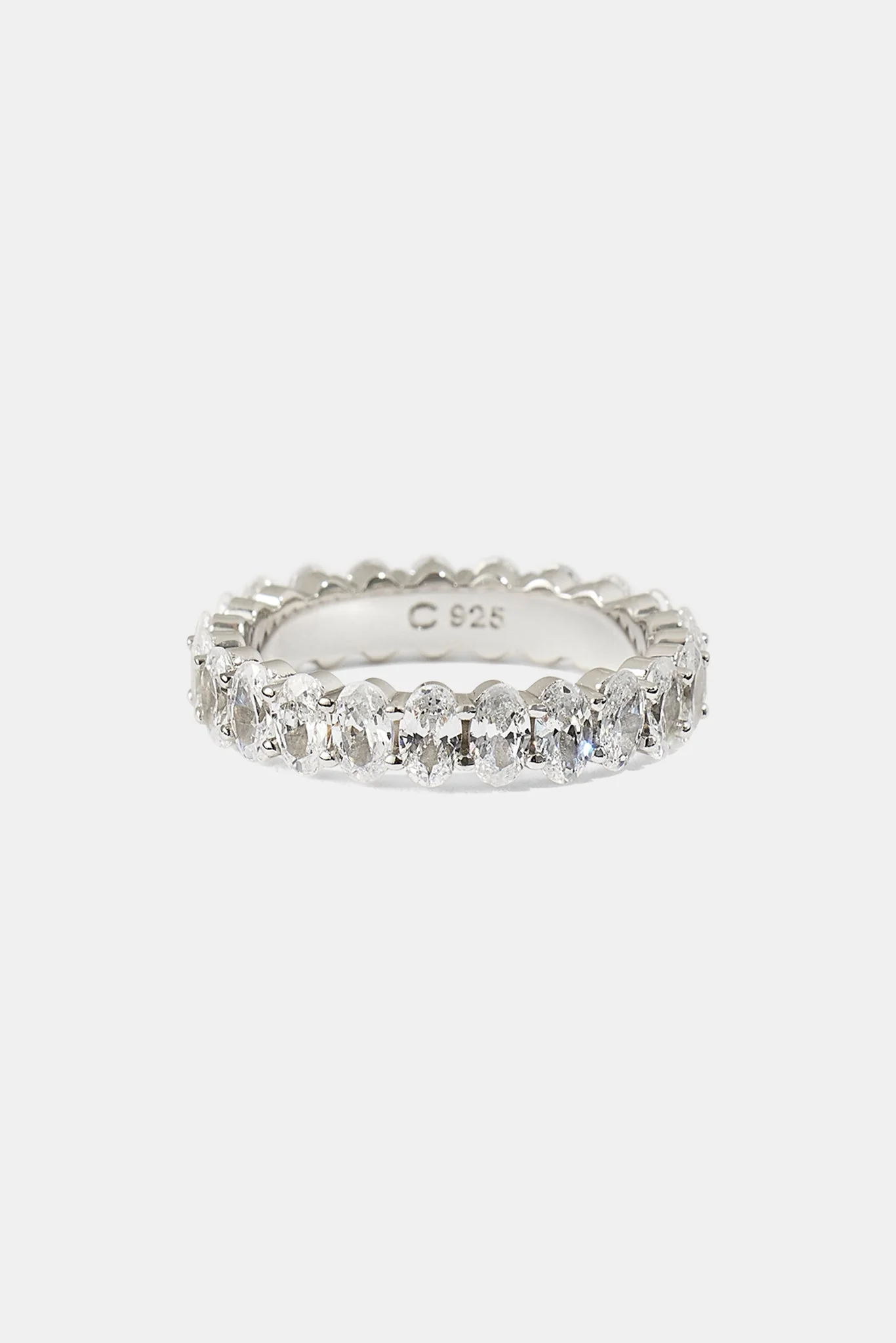 Iced Oval Tennis Ring - 5mm - Image 3