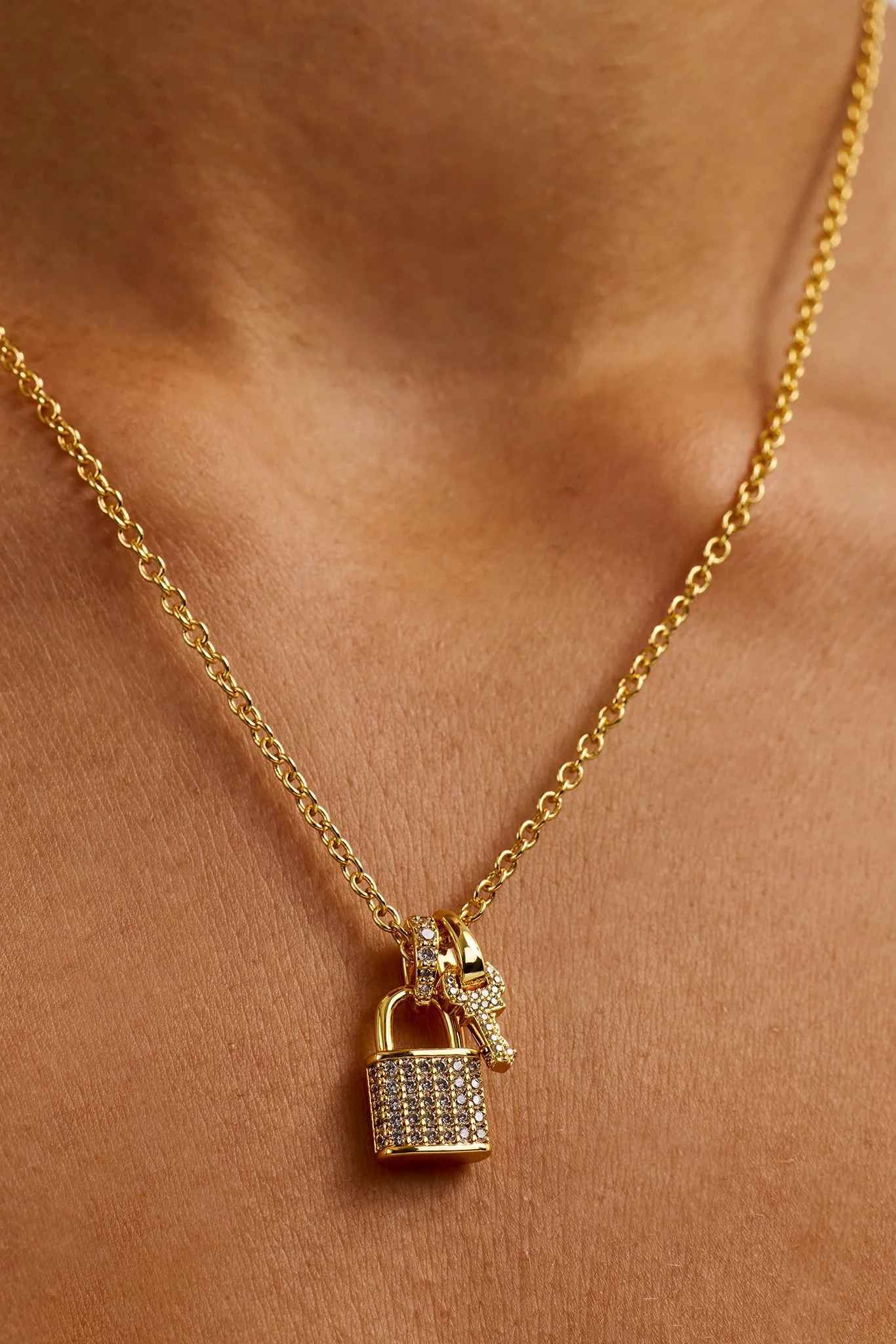Iced Padlock & Key Necklace - 10mm - Gold - Image 3