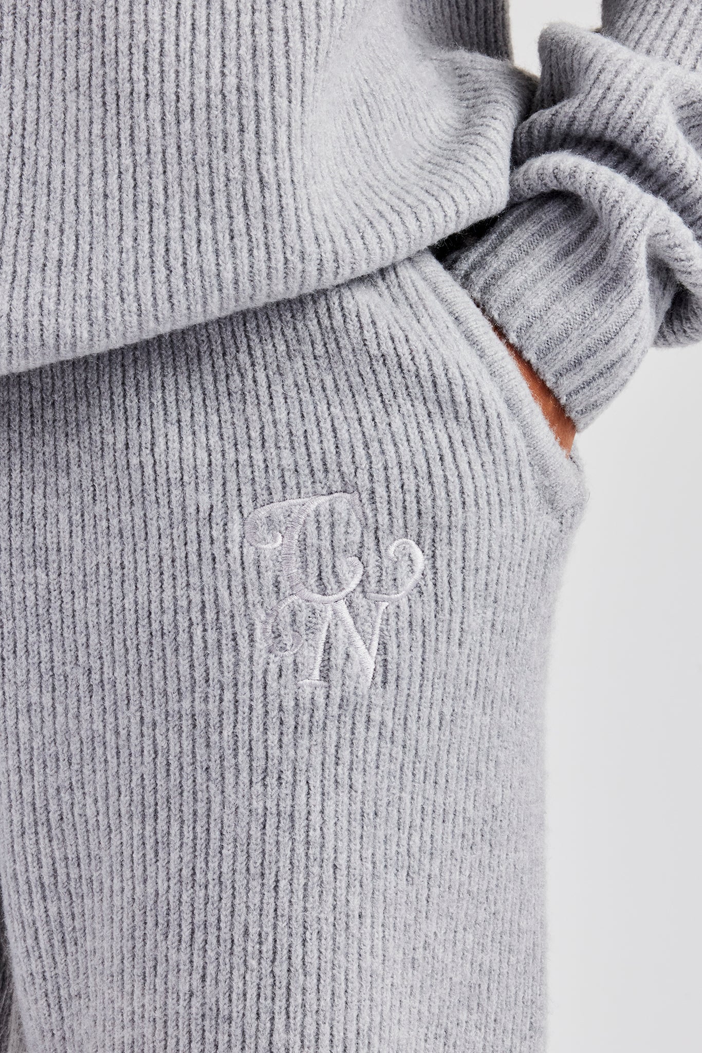 Knit Collared Sweat & Jogger Set - Grey - Image 4