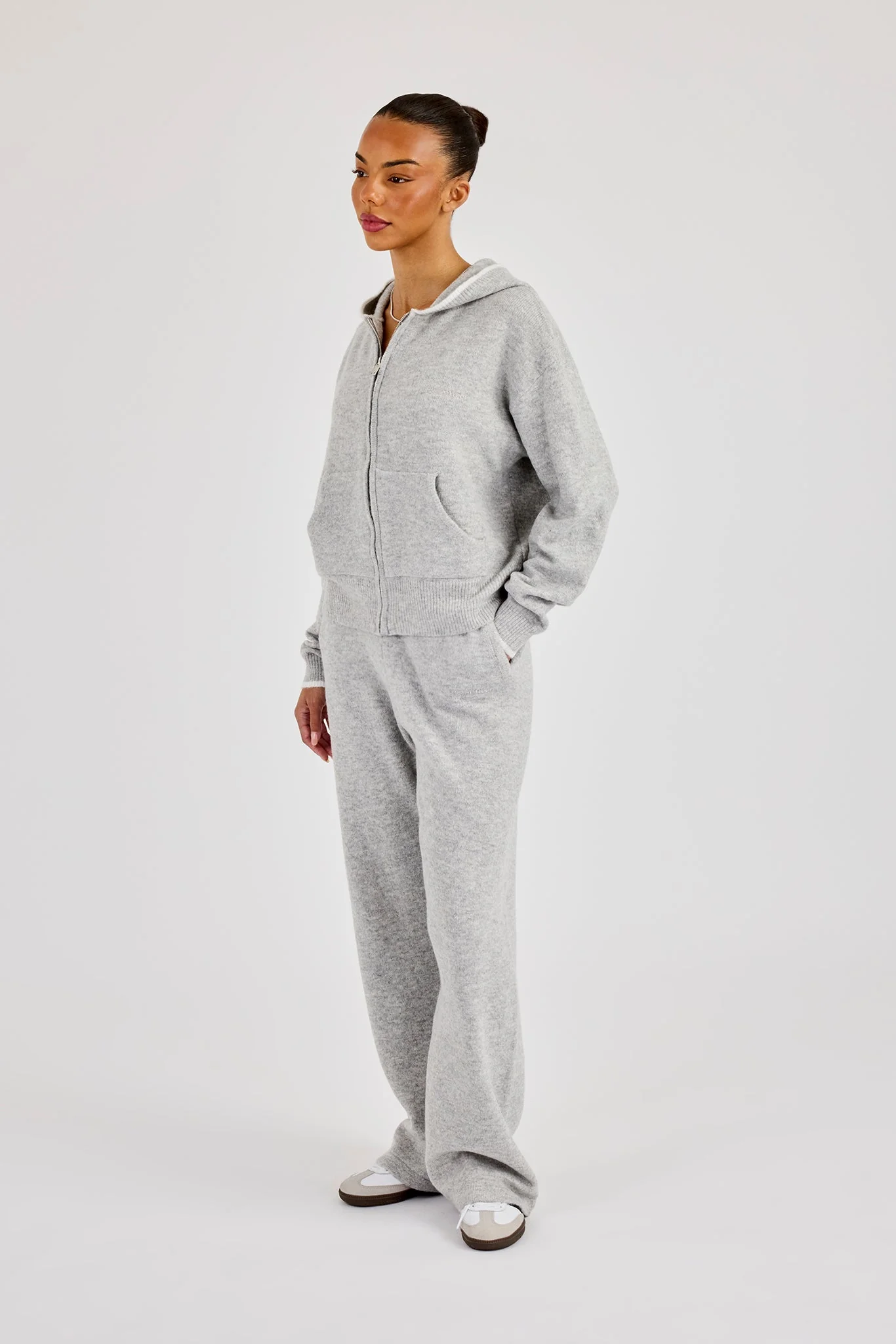 Knitted Zip Through & Jogger With Contrast Tipping - Grey - Image 4