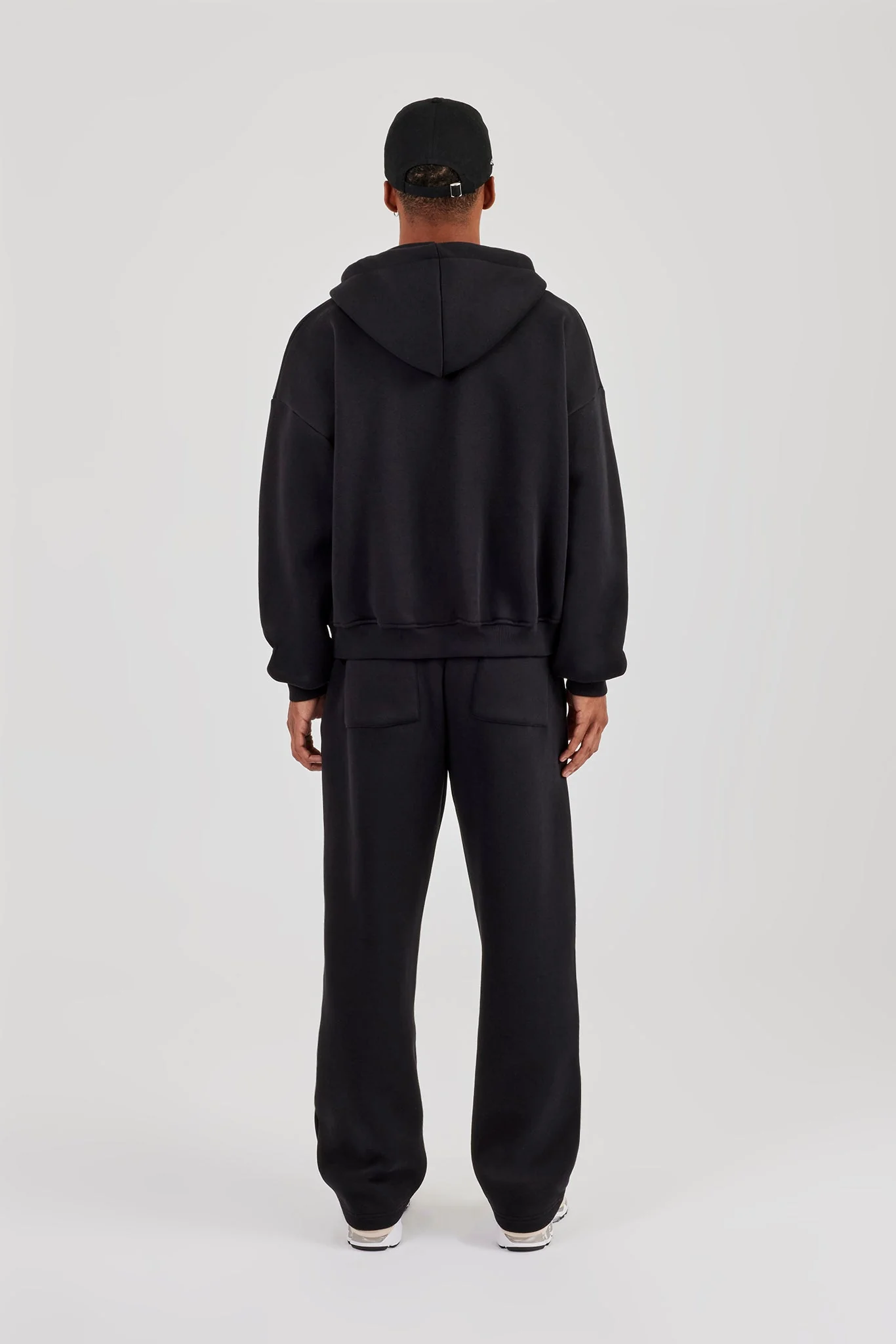 Logo Tab Zip Hoodie & Relaxed Jogger - Black - Image 3