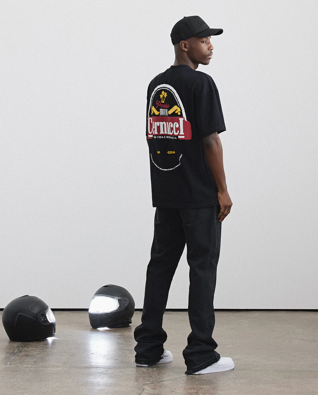 Paraiso Back Graphic T-Shirt - Black - Image 2