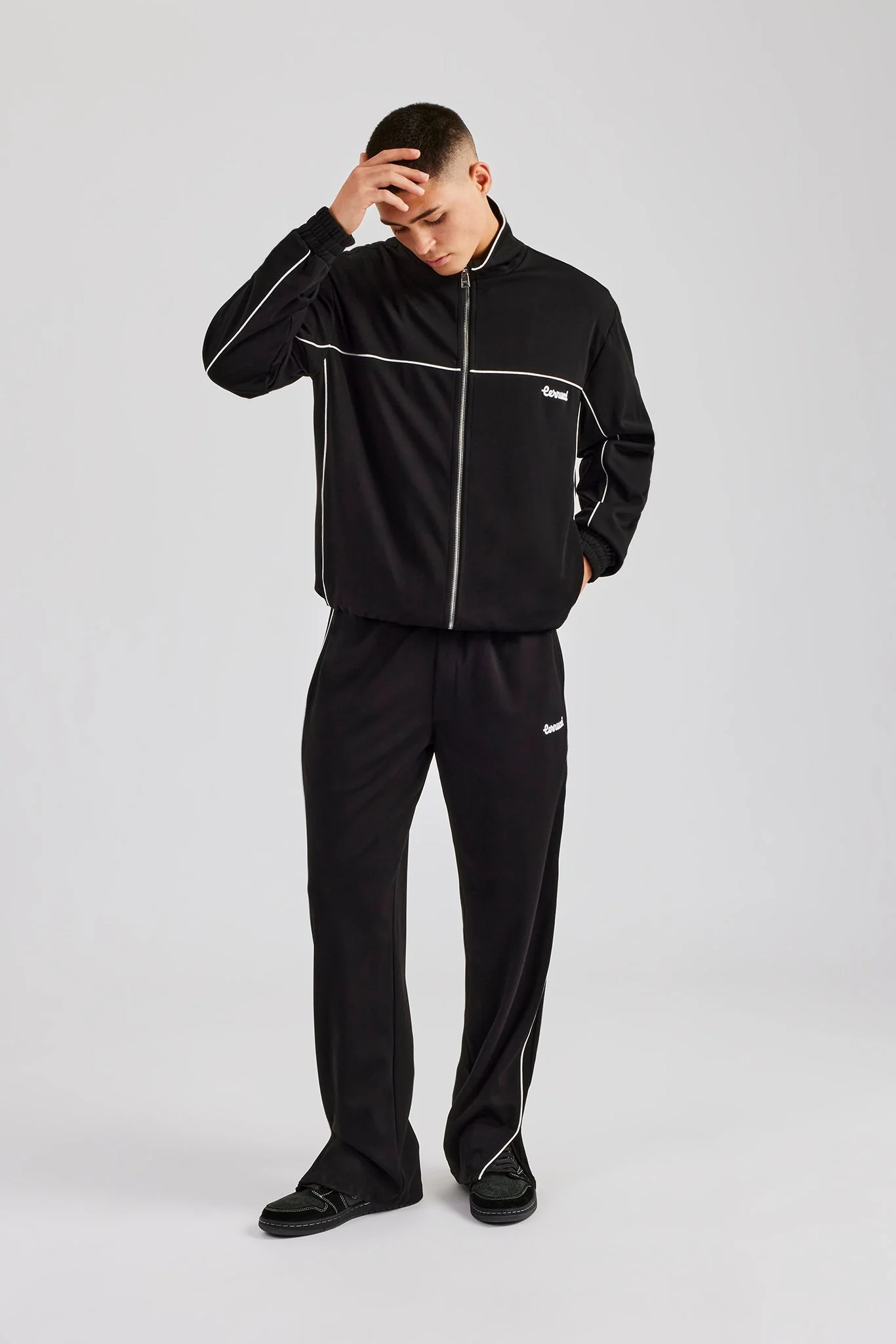 Piping Split Hem Trouser - Black - Image 5