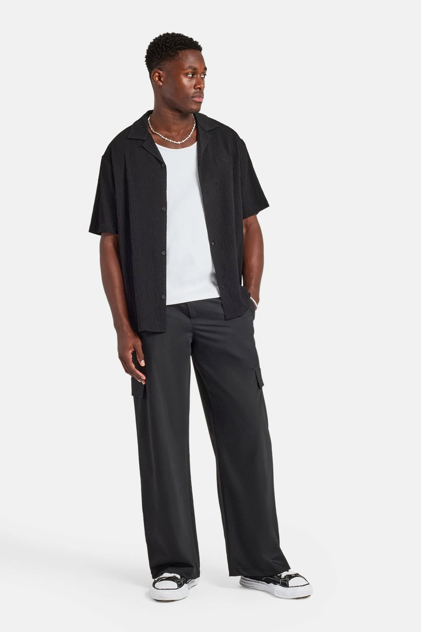 Relaxed Cargo Trouser - Black - Image 3