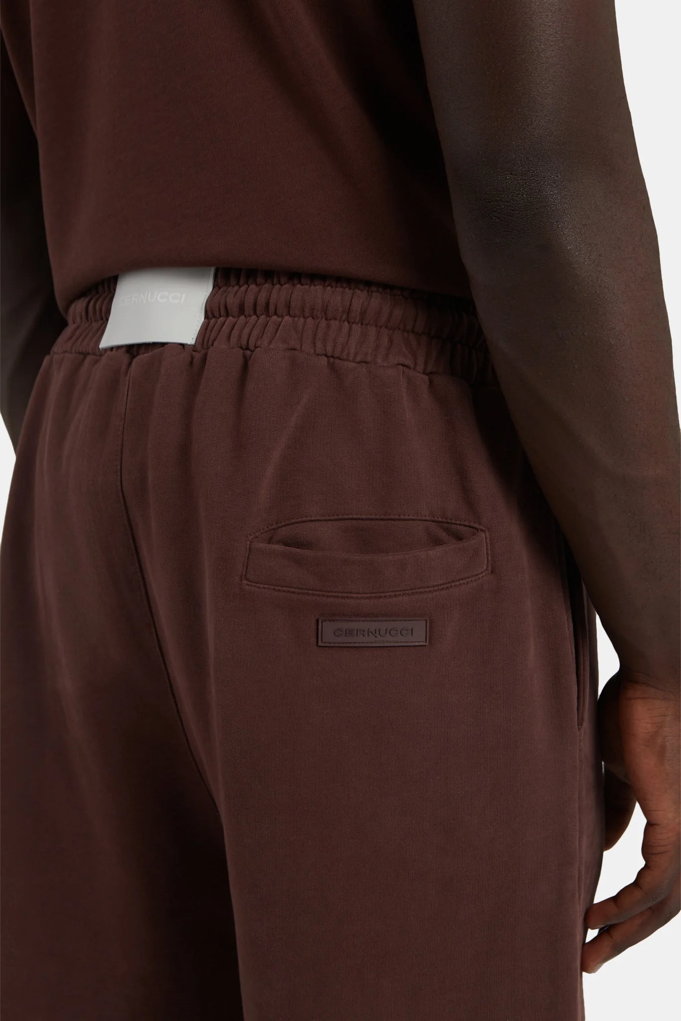 Relaxed Cuffed Jogger - Chestnut - Image 4