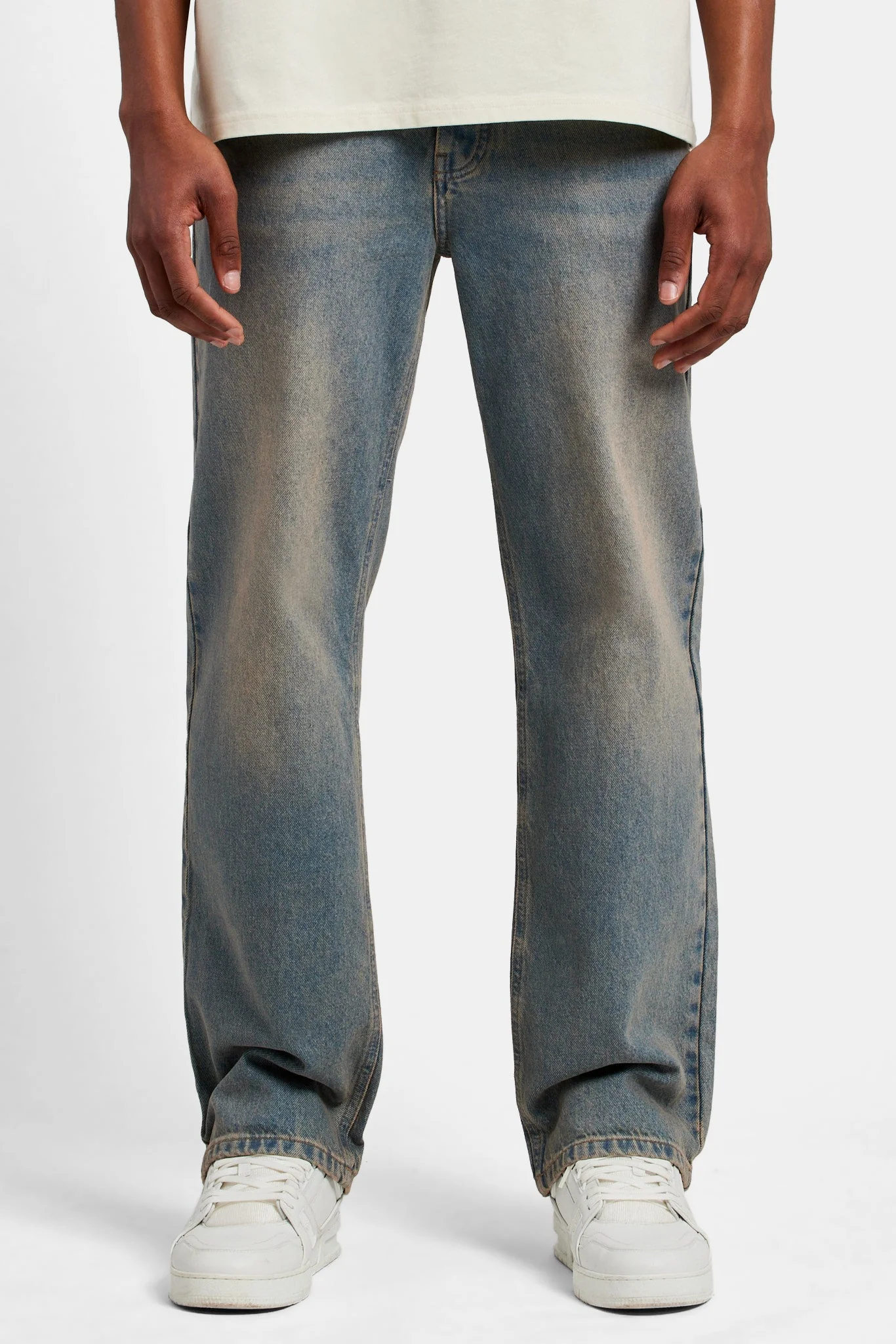 Relaxed Rhinestone Pocket Detail Jeans - Antique Wash