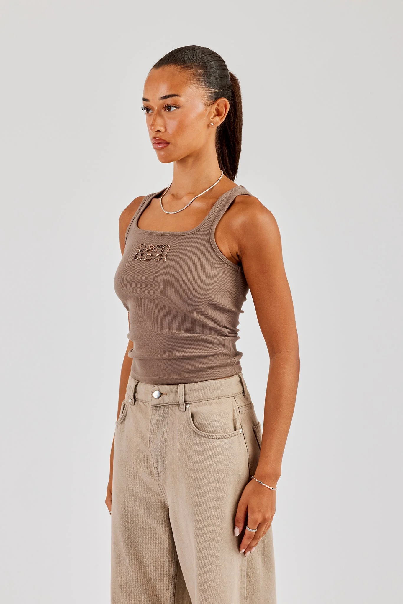 Rib Glitter Applique Vest - Taupe - Image 3