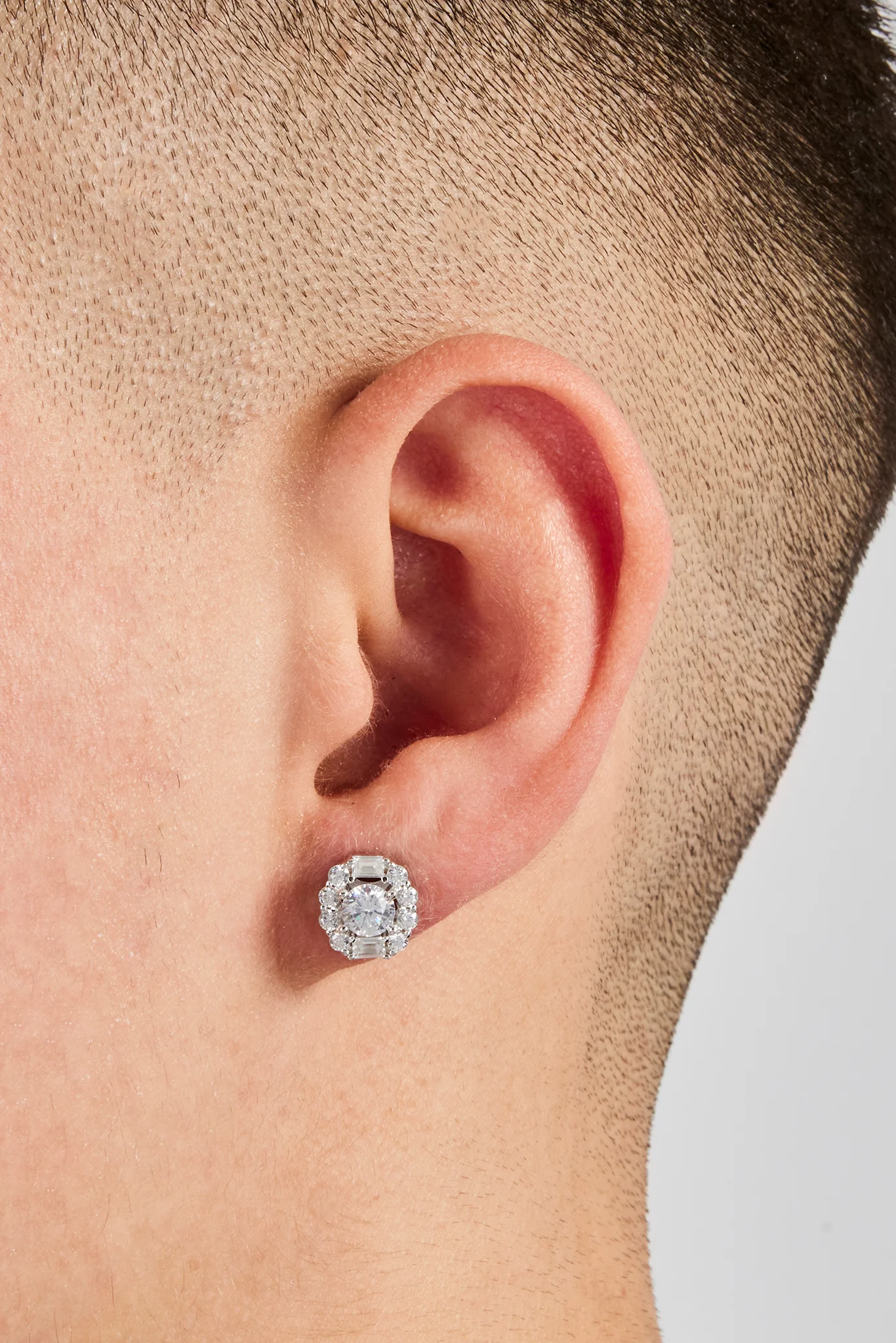 Round Baguette Cluster Stud Earrings - 9mm - Image 2