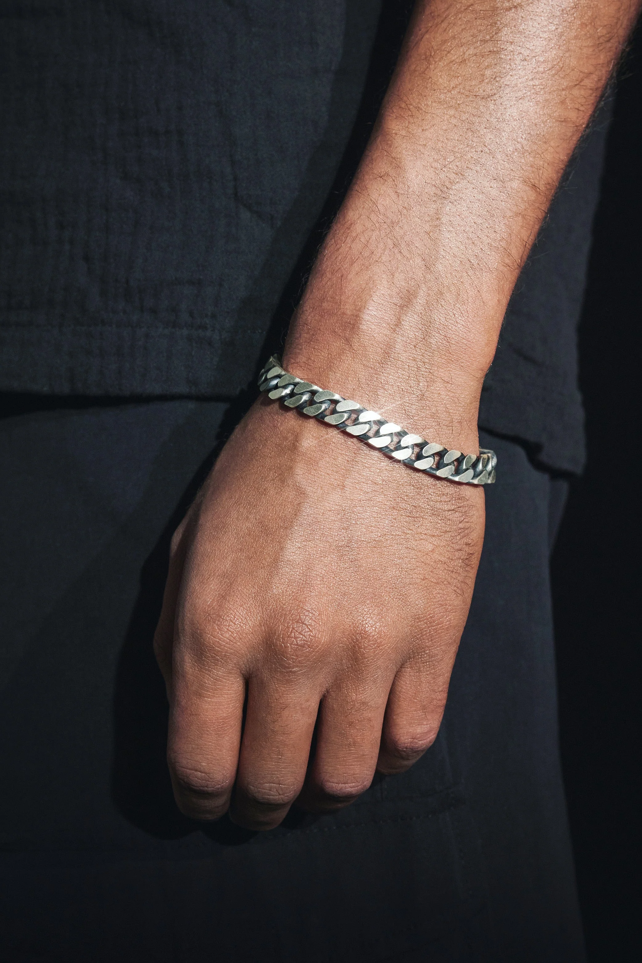 925 Sterling Silver Oxidised Flat Chunky Cuban Bracelet - Image 2