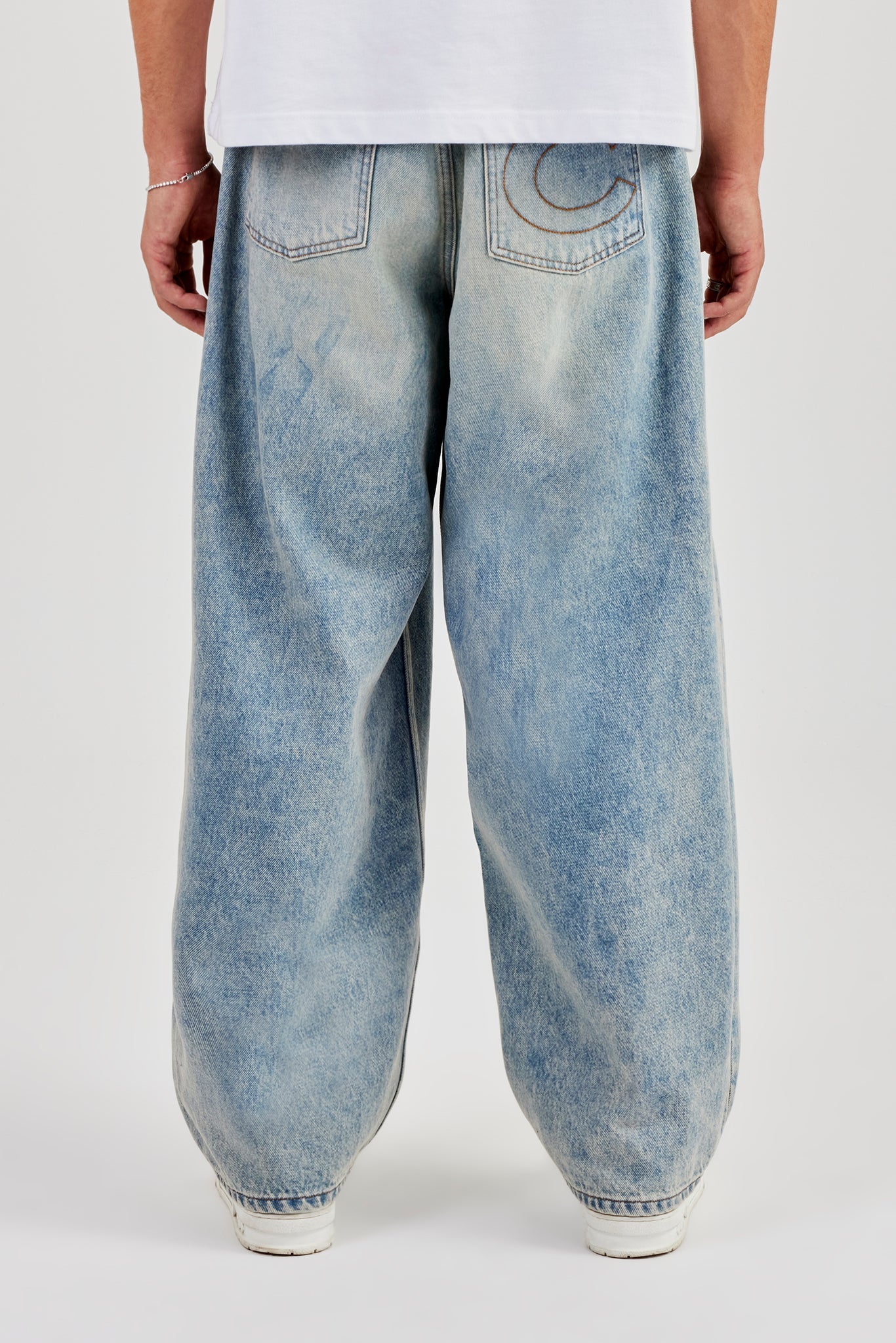 Super Baggy Jeans - Antique Wash - Image 4