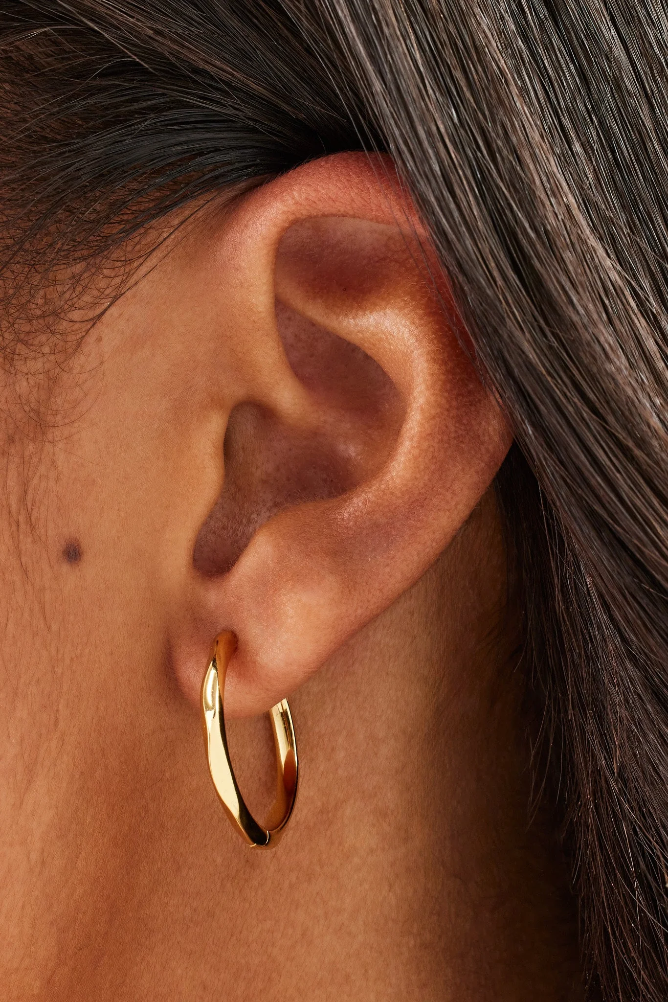 Textured Hoop Earrings - 20mm - Image 2
