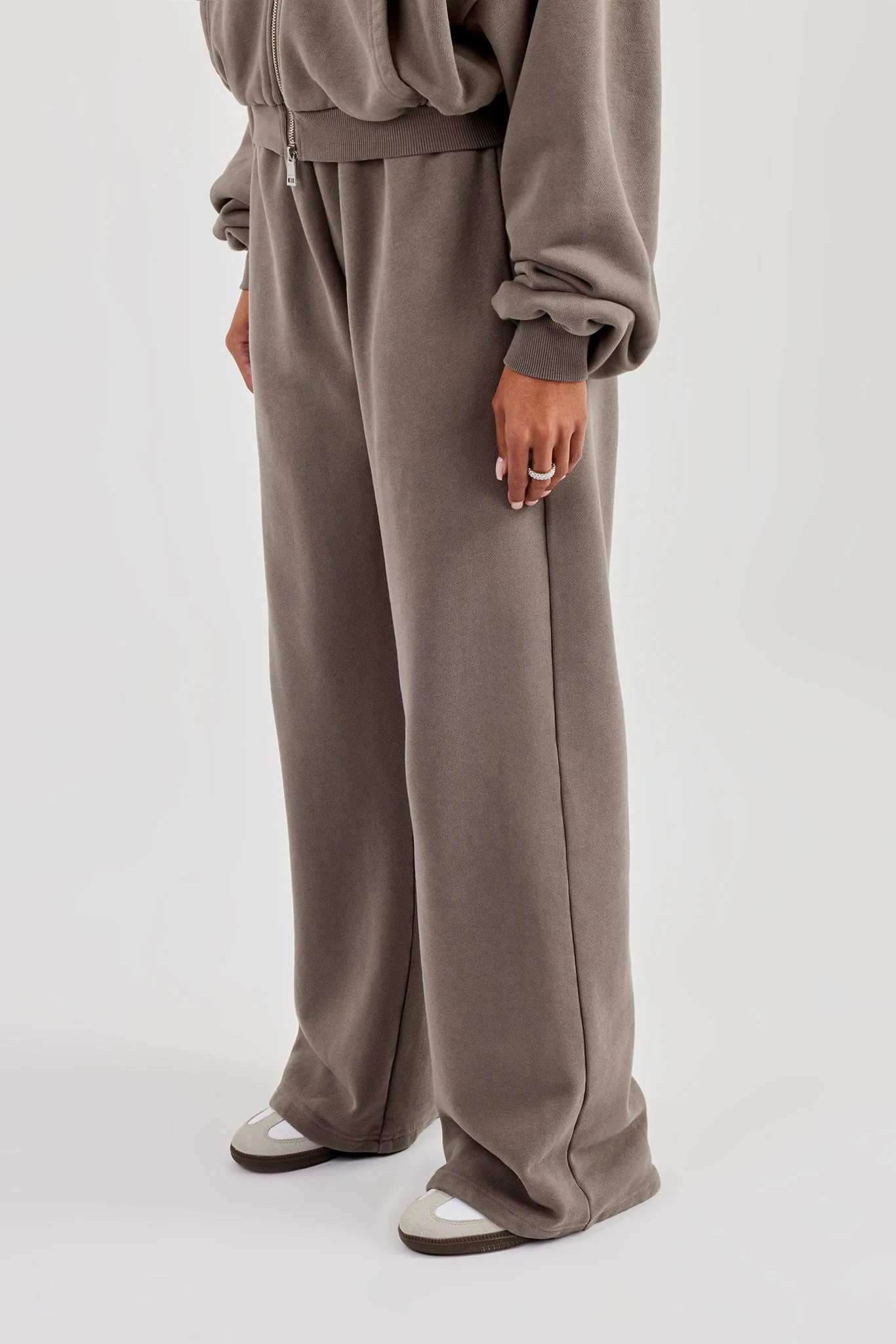 Washed Applique Logo Wide Leg Jogger - Grey