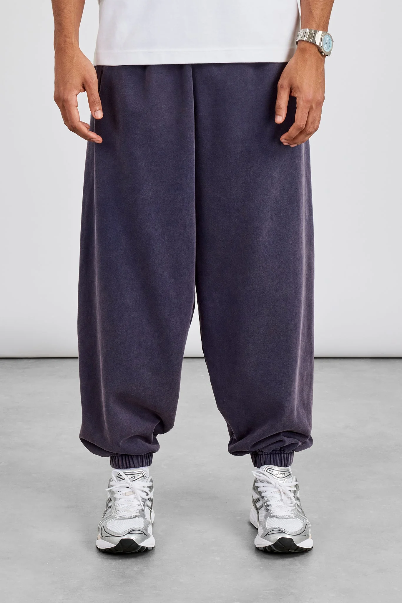 Washed Cuffed Jogger - Navy - Image 2