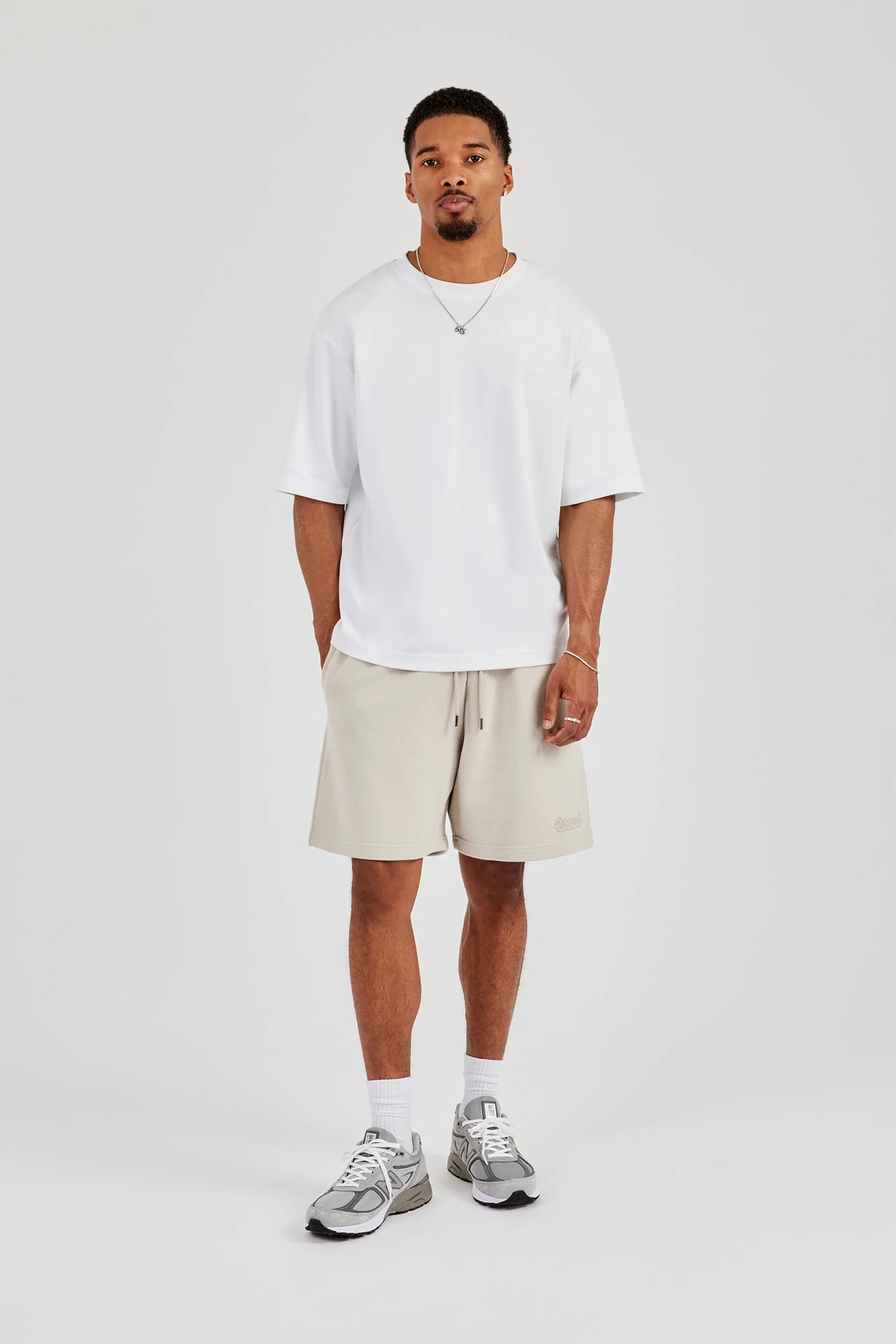 Washed Relaxed Embroidered short - Washed Stone - Image 4
