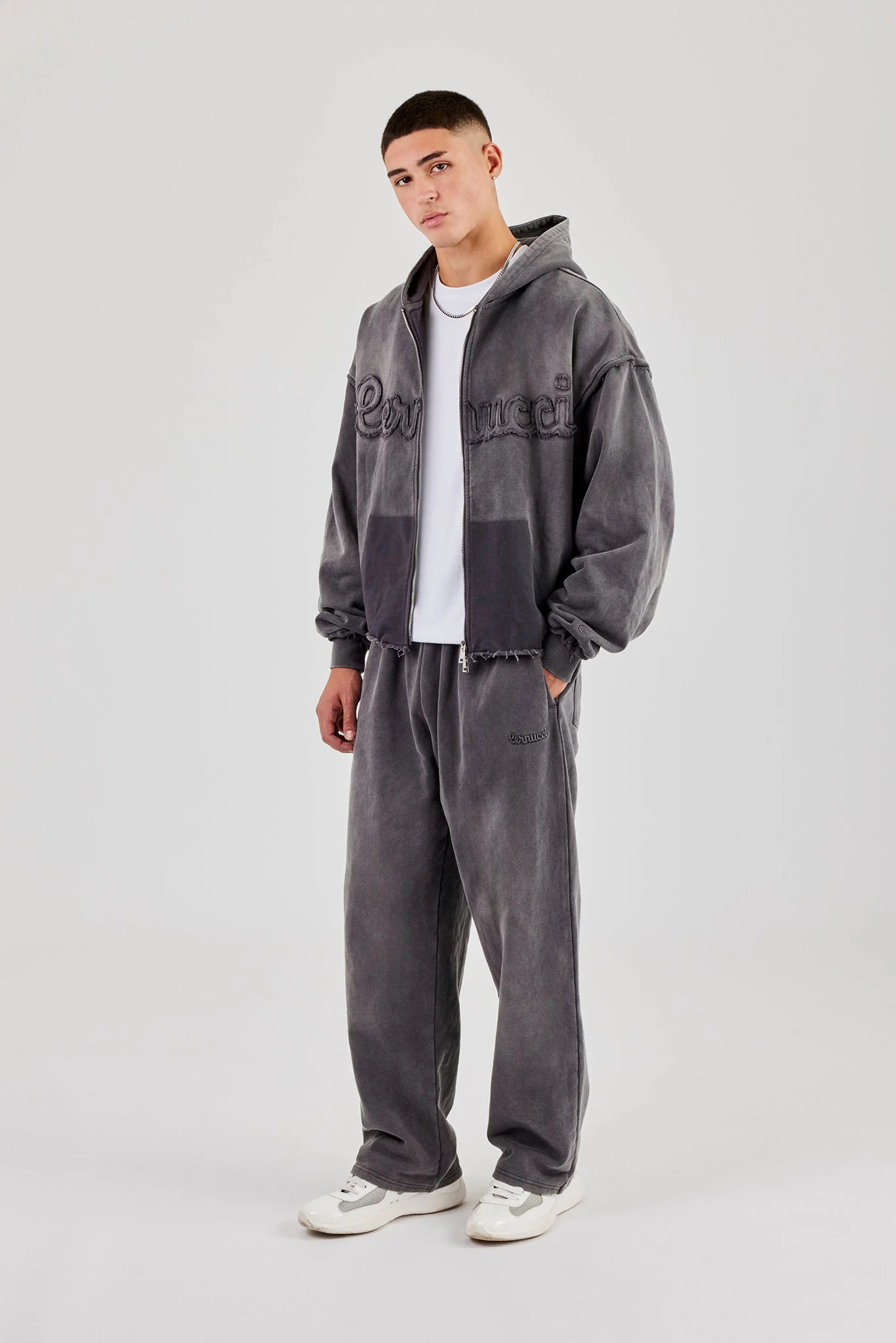 Washed Relaxed Jogger - Grey - Image 4
