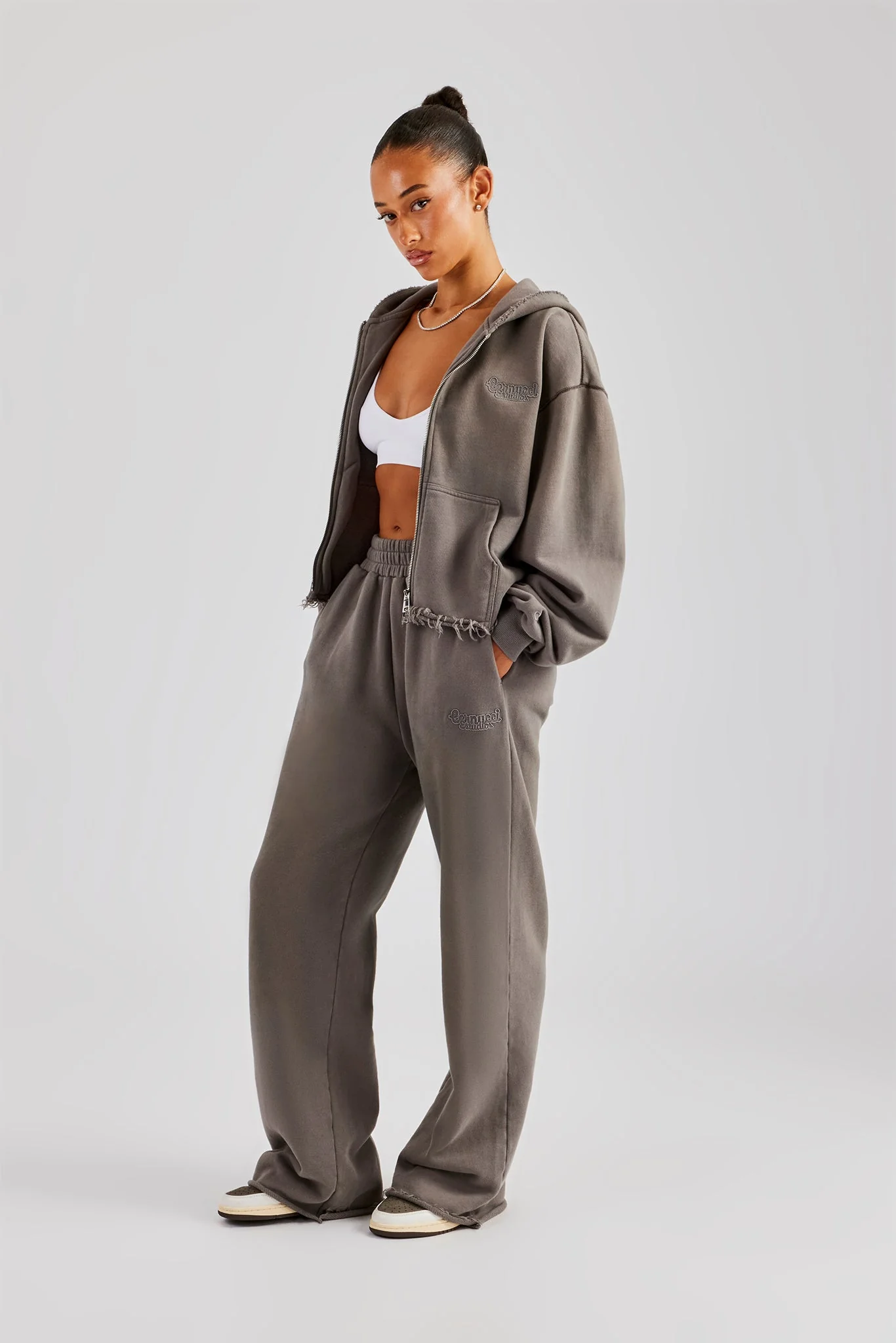 Washed Wide Leg Jogger - Grey - Image 3