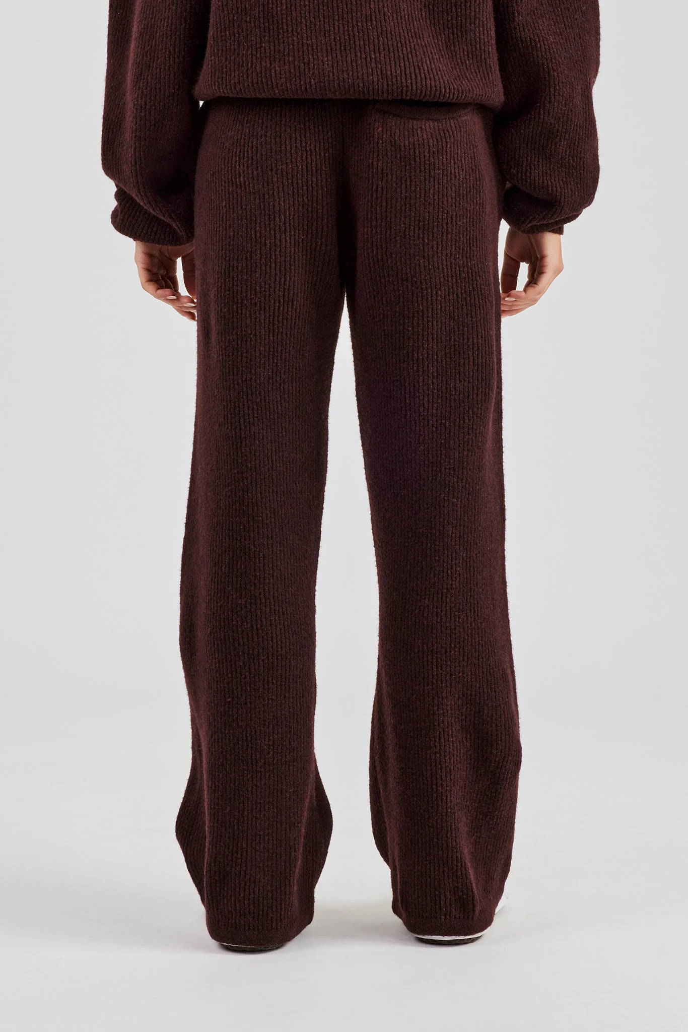 Wide Leg Knit Embroidered Jogger - Chocolate - Image 4