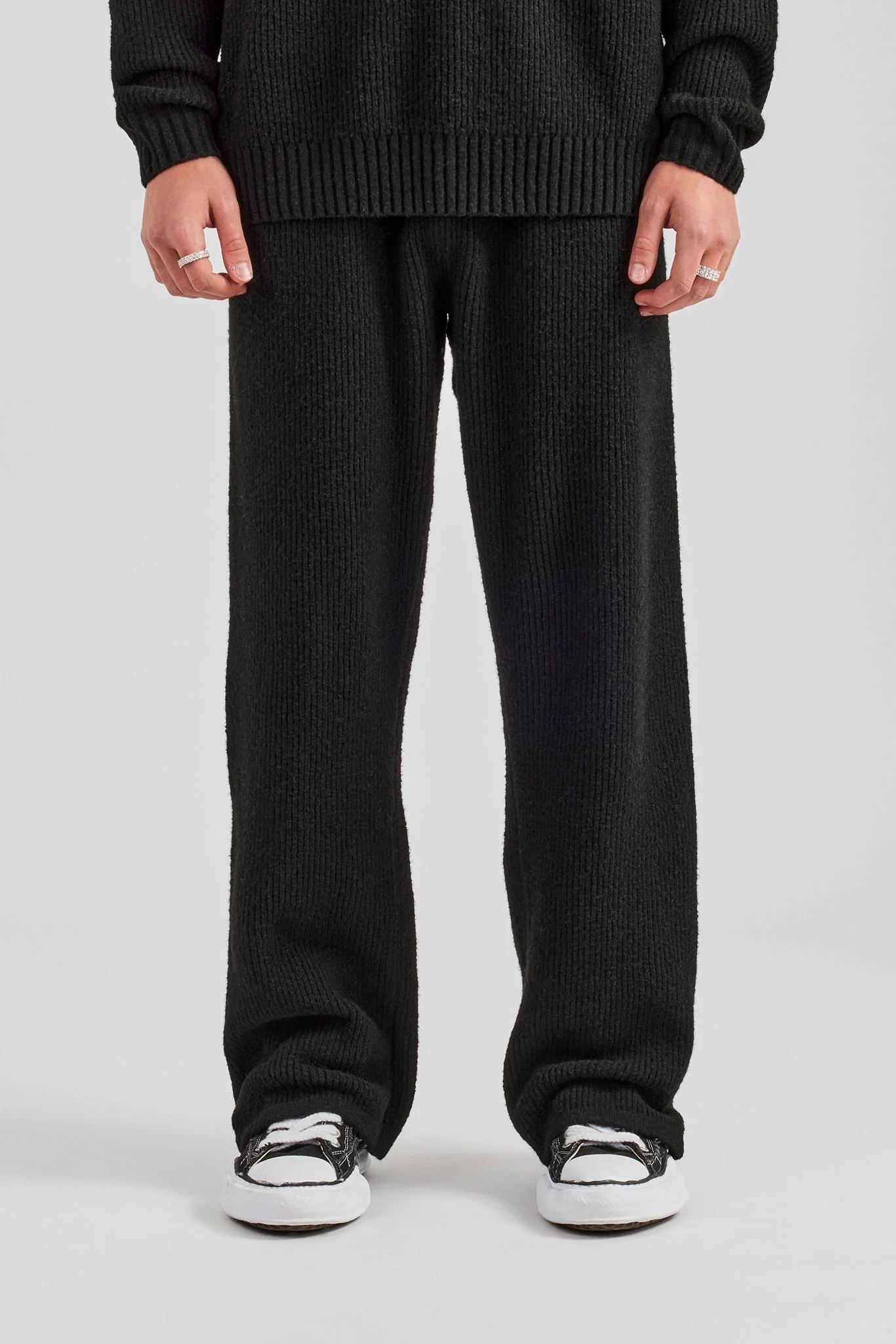 Straight Leg Split Hem Knit Jogger - Black - Image 4