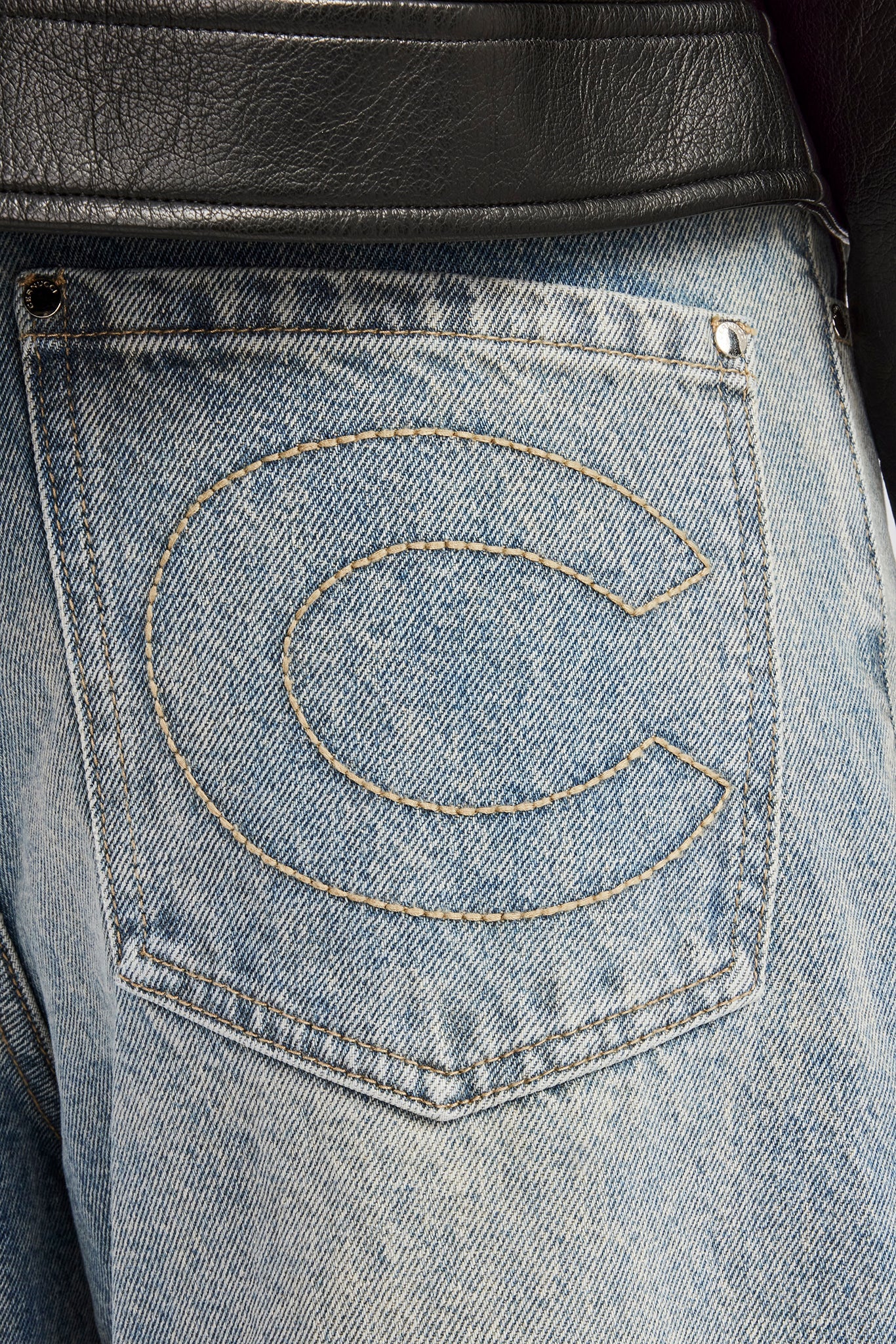 Womens Baggy Fit Jean - Antique Wash - Image 3