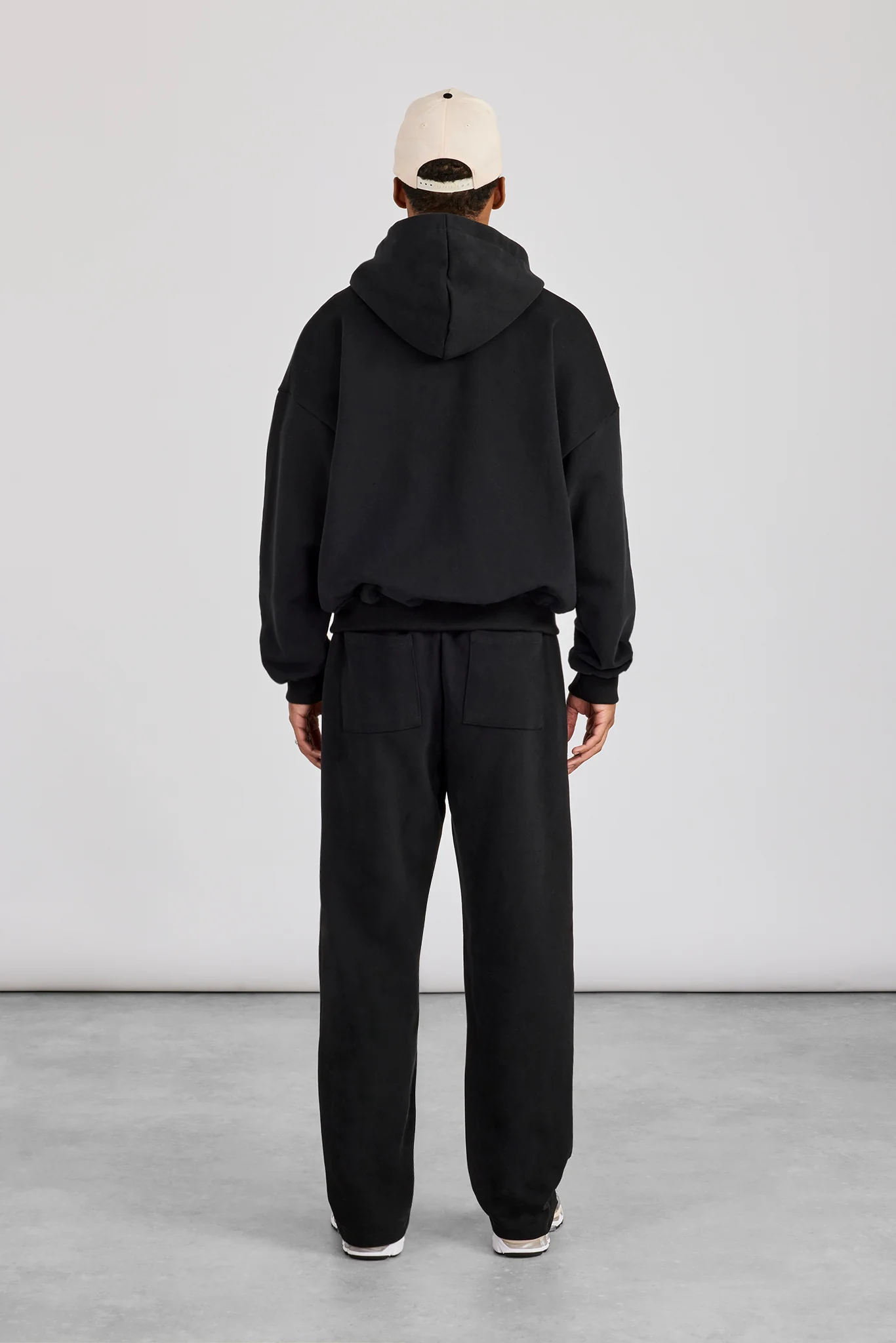 Zip Hoodie & Relaxed Jogger - Black - Image 3